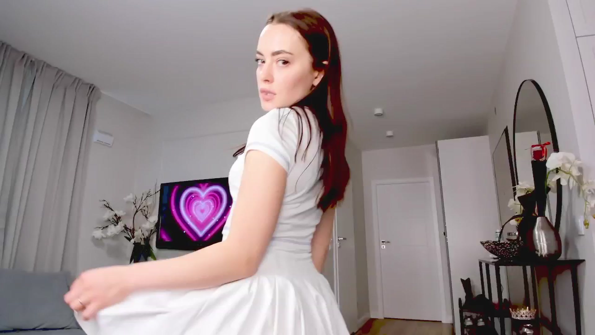 Gallery image thumbnail from Hellenhottie's myfreecams stream on, 11/05/2025, 14:35 image 17 of 20