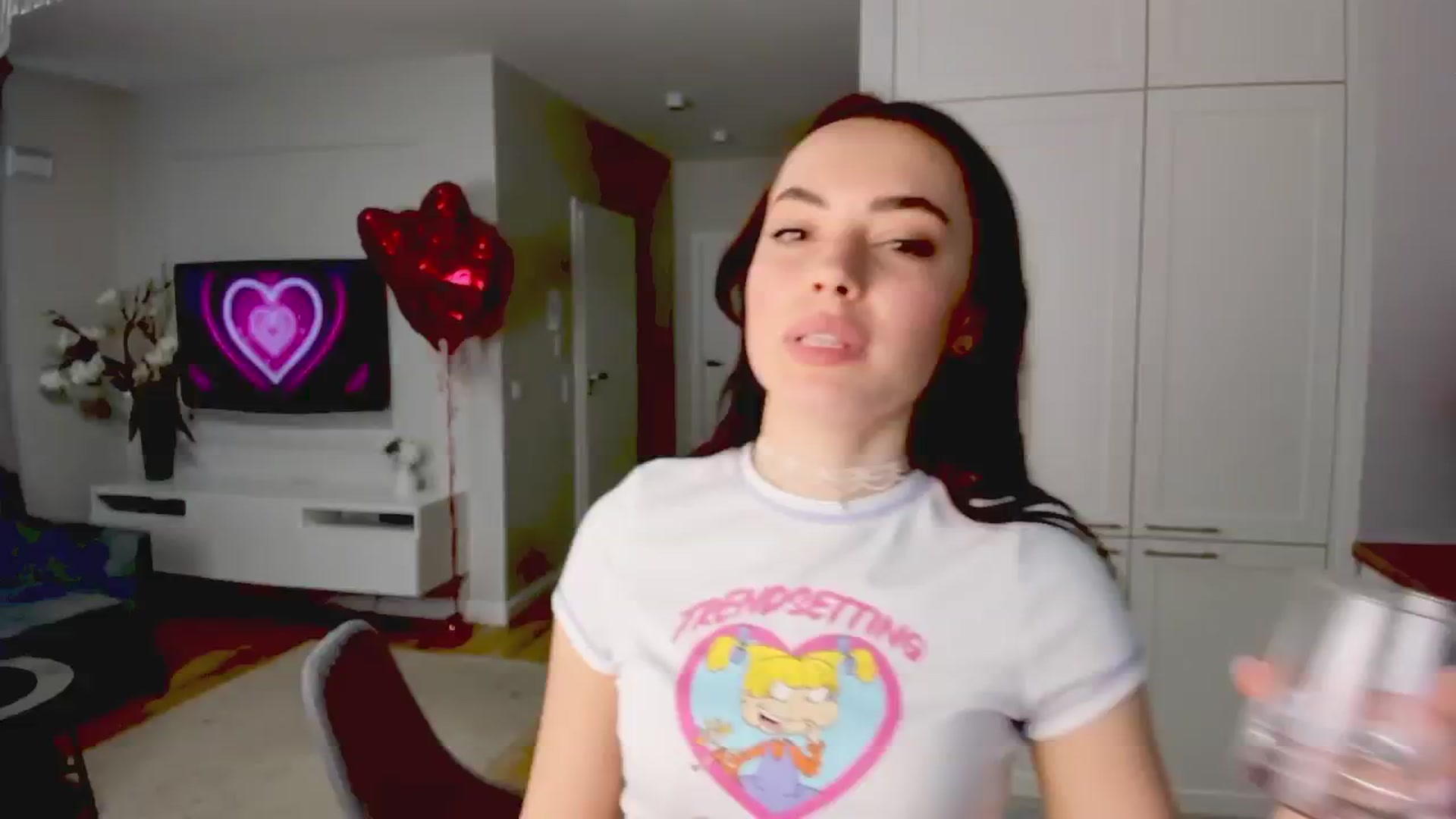Gallery image thumbnail from Hellenhottie's myfreecams stream on, 11/05/2025, 14:35 image 15 of 20