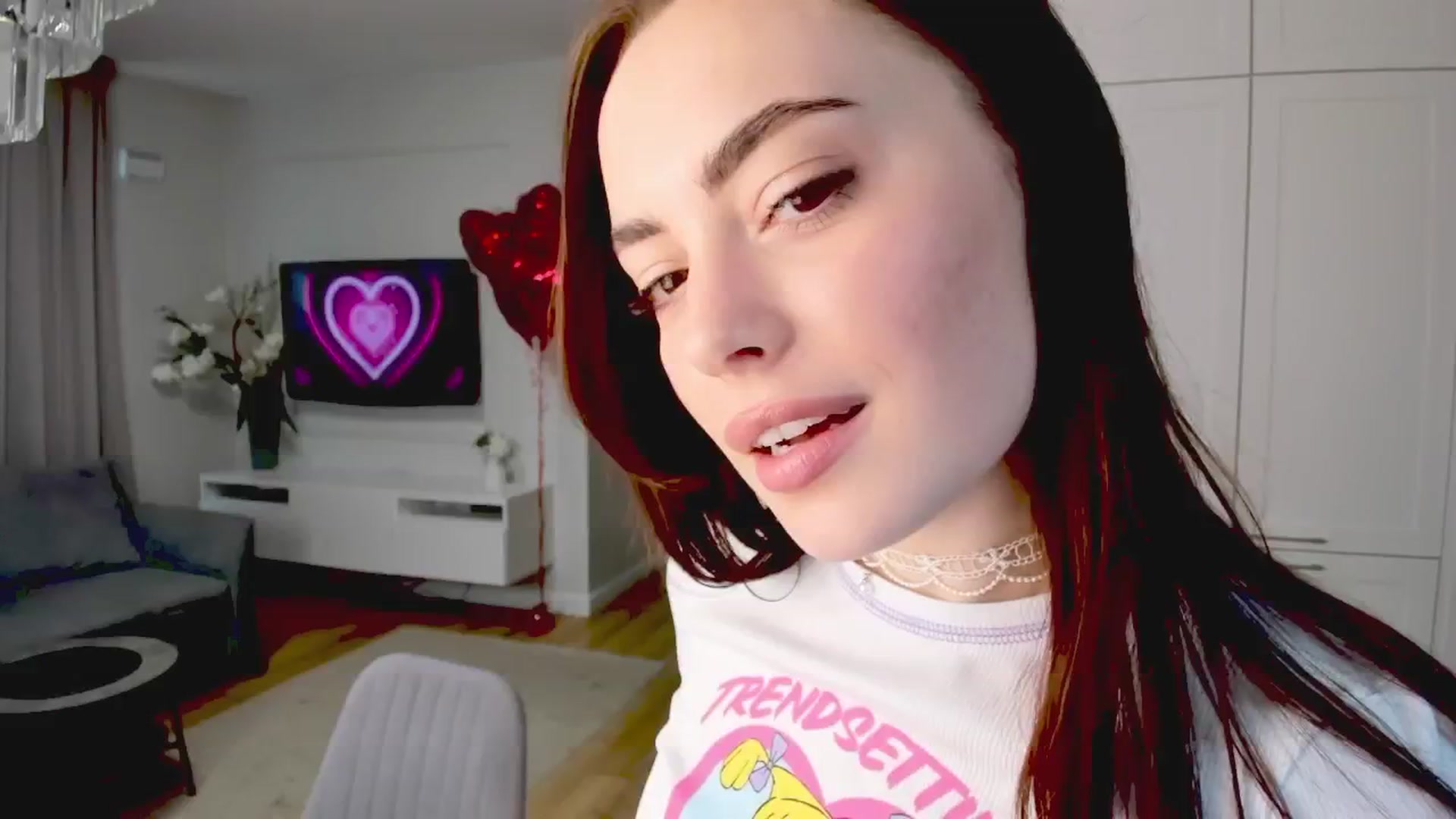Gallery image thumbnail from Hellenhottie's myfreecams stream on, 11/05/2025, 14:35 image 9 of 20