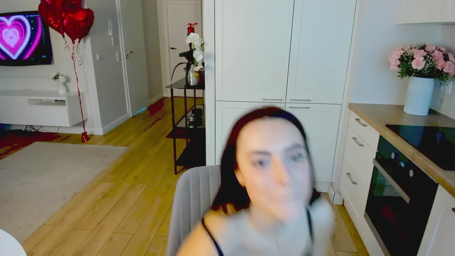 Gallery image thumbnail from Hellenhottie's myfreecams stream on, 11/06/2025, 14:35 image 16 of 20