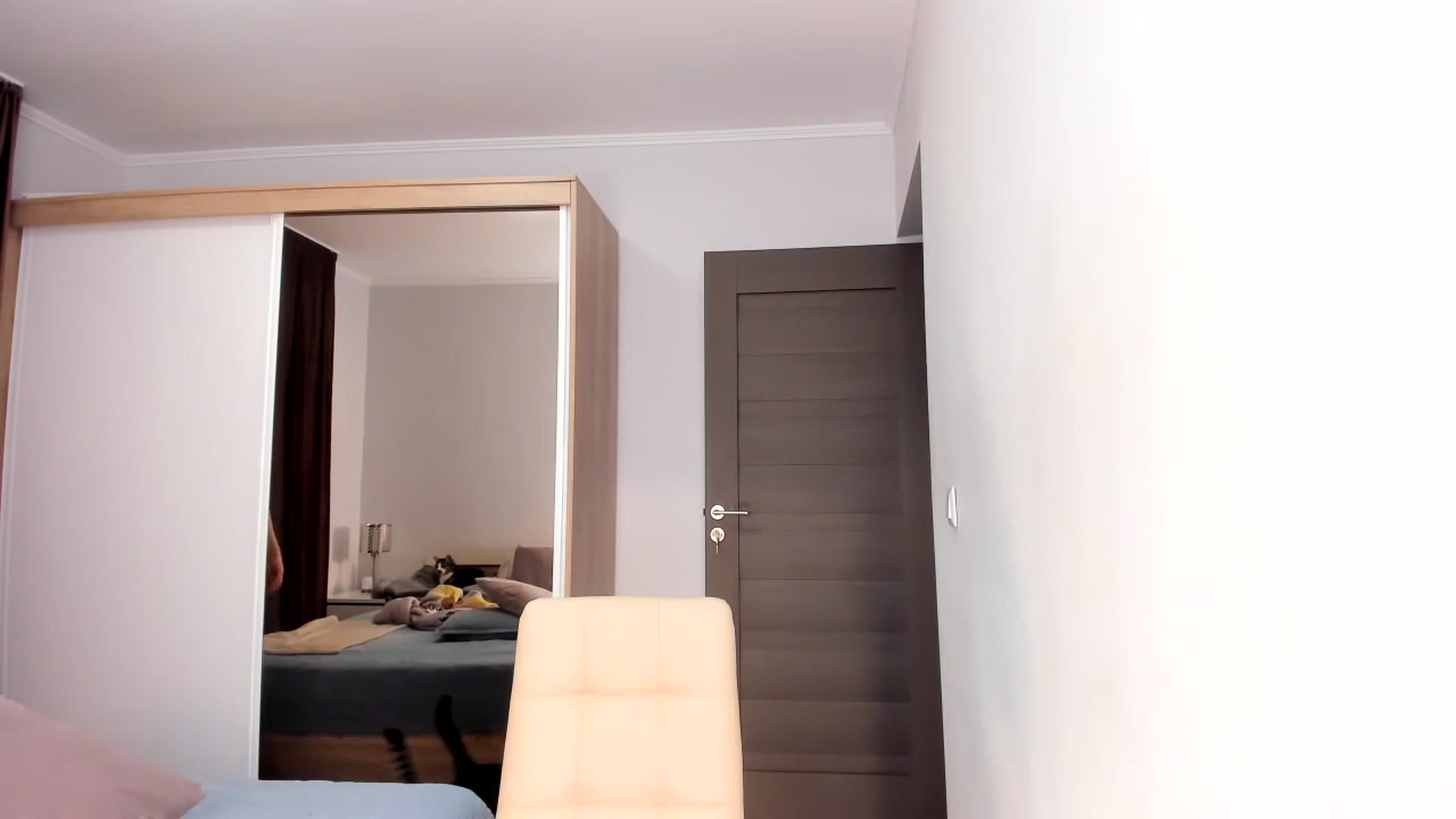 Gallery image thumbnail from HelloAna's myfreecams stream on, 01/01/2024, 20:47 image 12 of 20