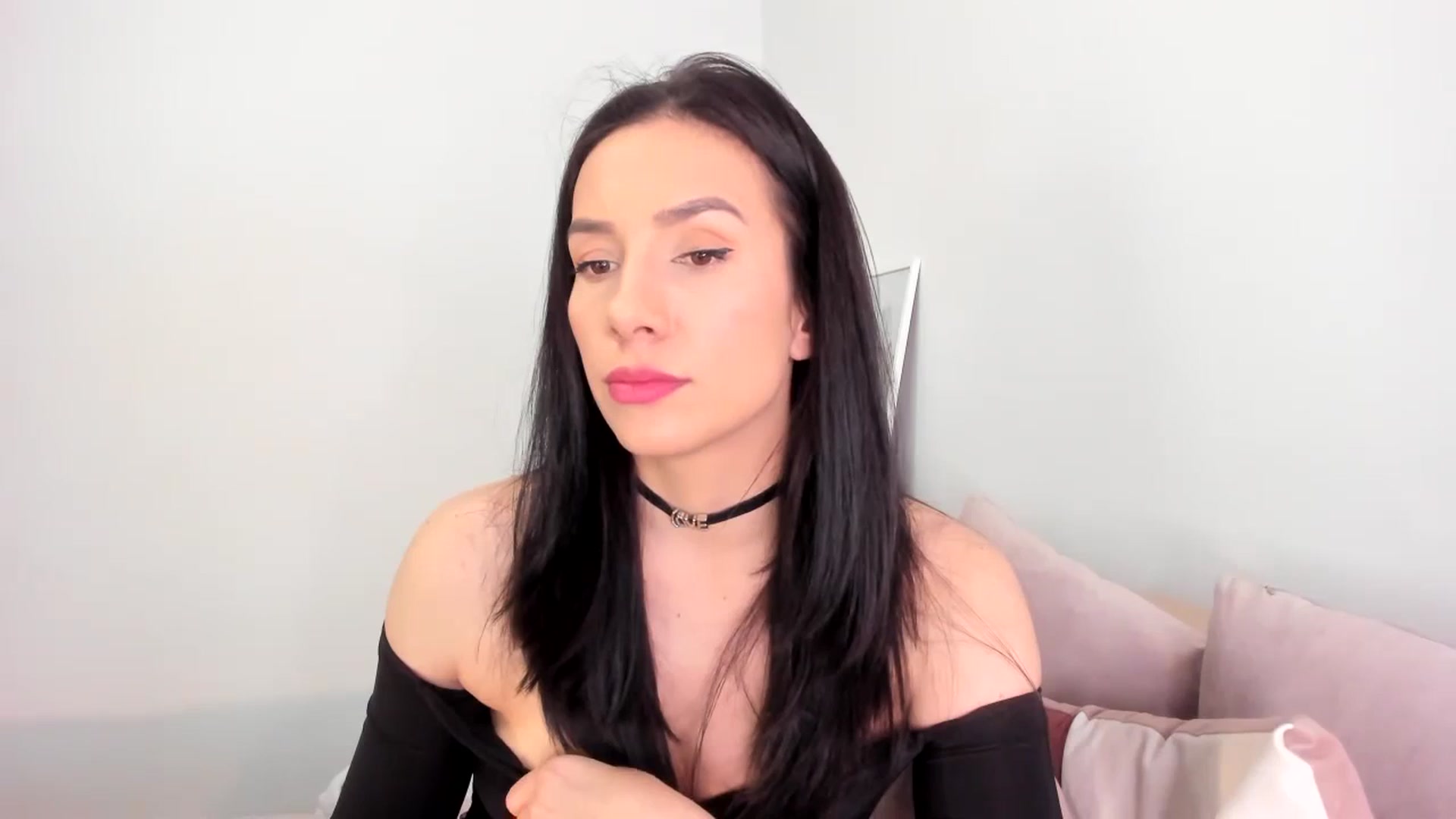 Gallery image thumbnail from HelloAna's myfreecams stream on, 02/08/2024, 19:13 image 20 of 20