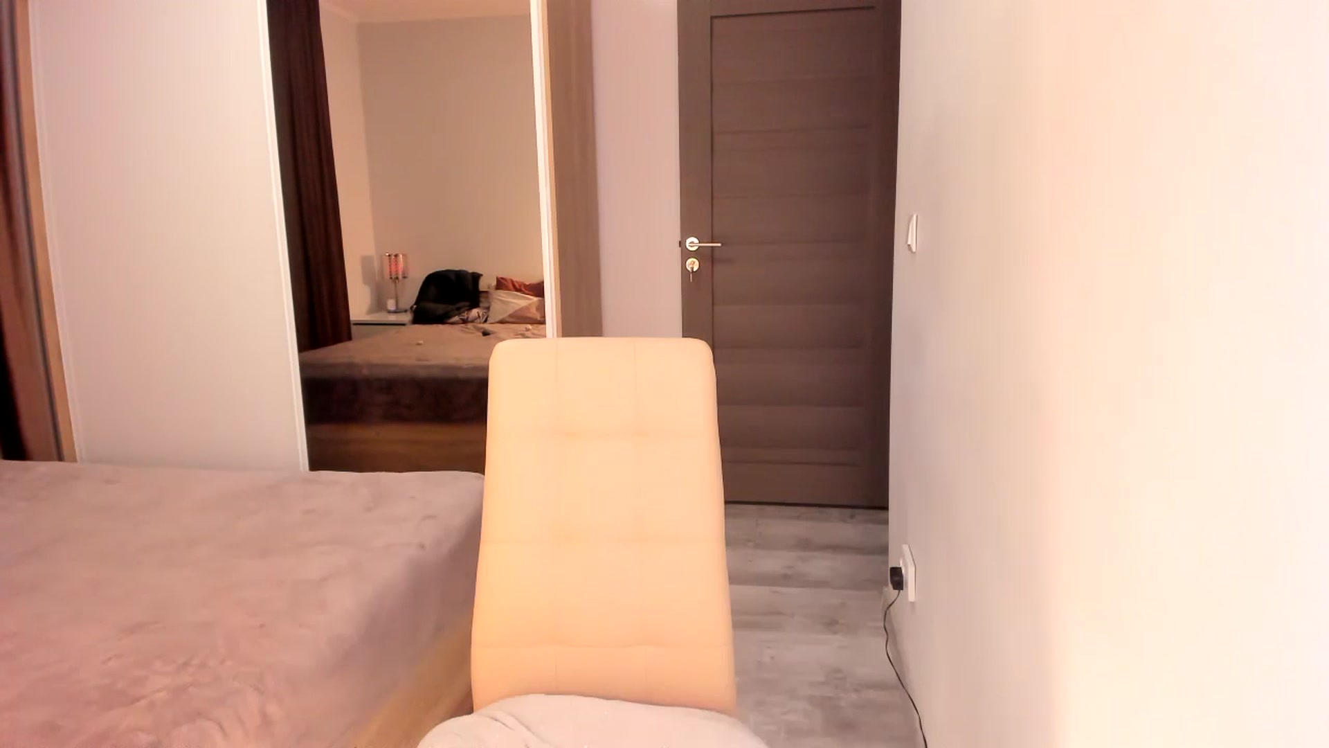 Gallery image thumbnail from HelloAna's myfreecams stream on, 02/10/2024, 21:18 image 8 of 20