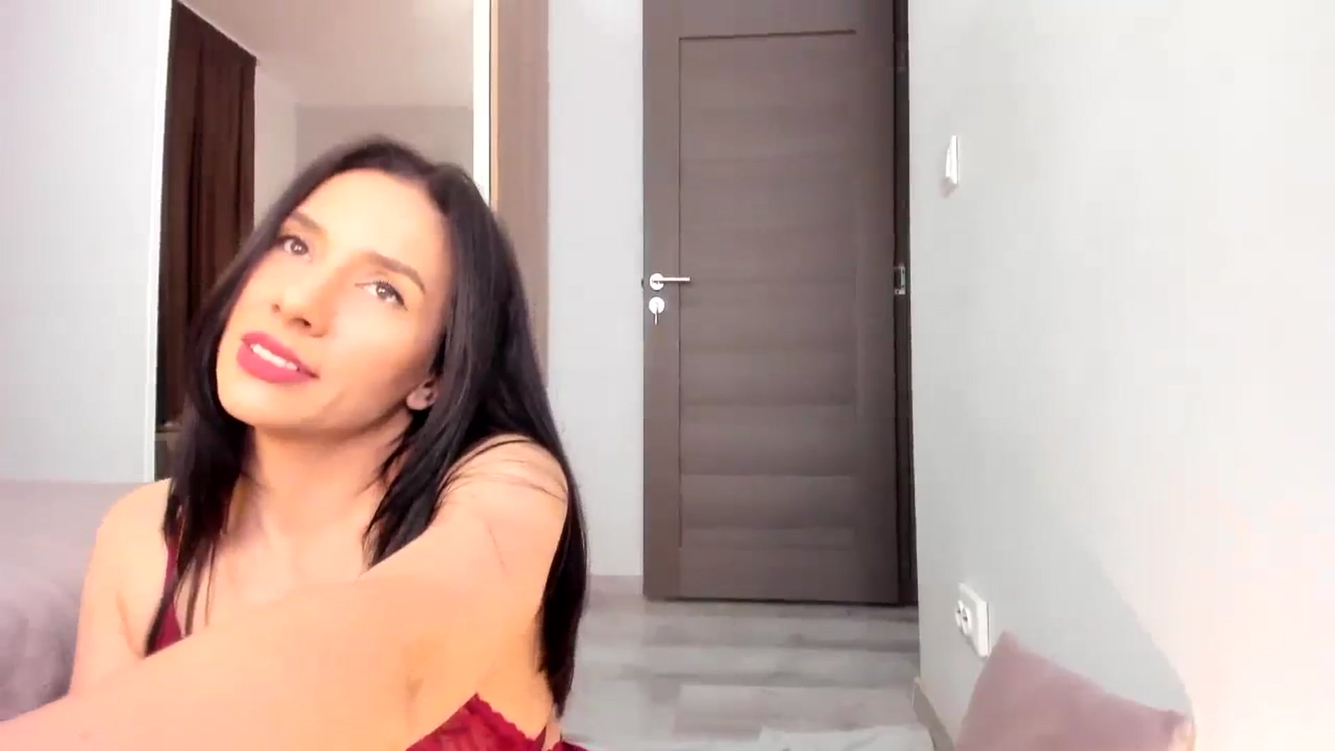 Gallery image thumbnail from HelloAna's myfreecams stream on, 02/13/2024, 19:52 image 3 of 20