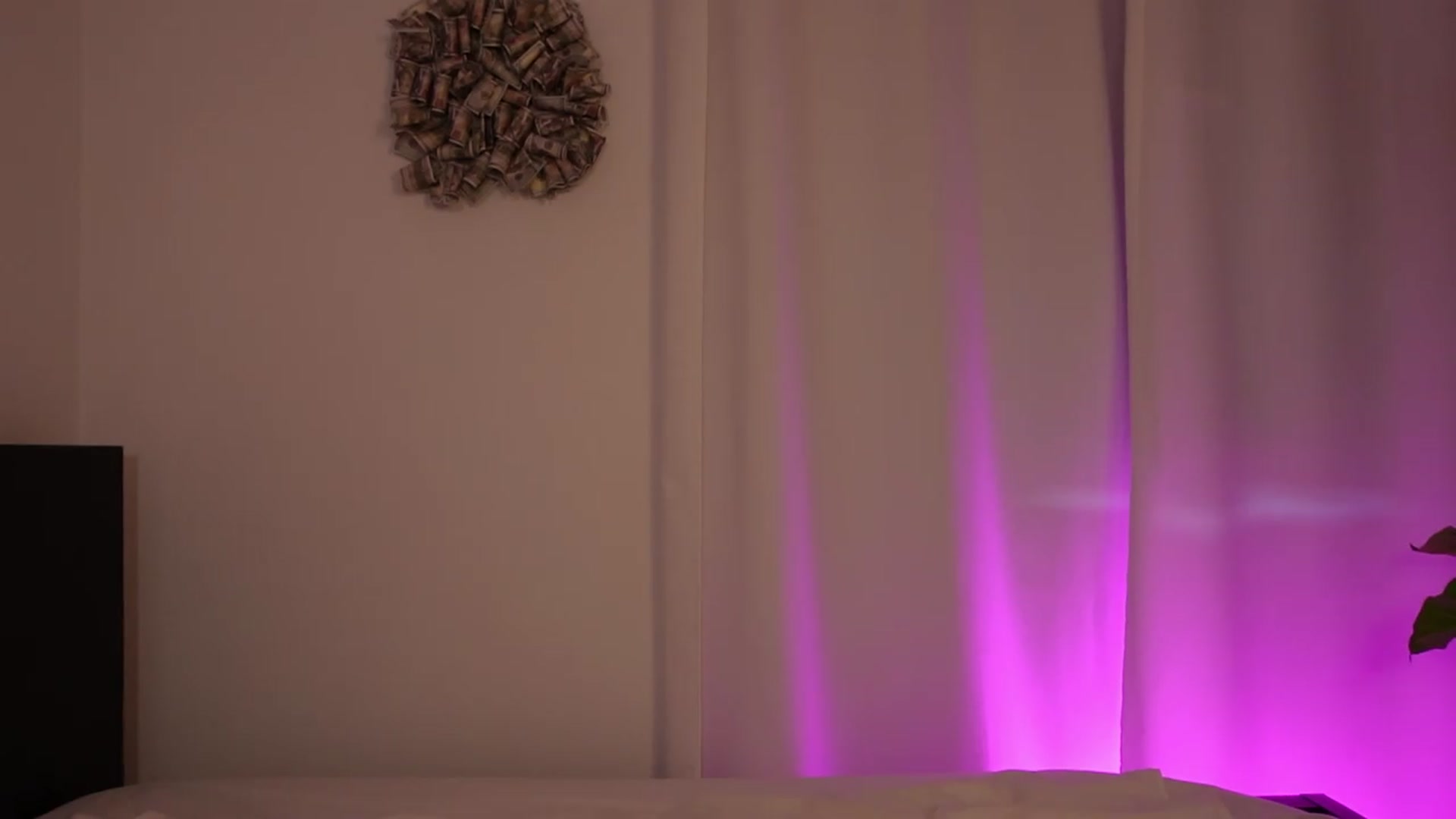 Gallery image thumbnail from HelloKikky's myfreecams stream on, 07/16/2026, 19:59 image 15 of 20