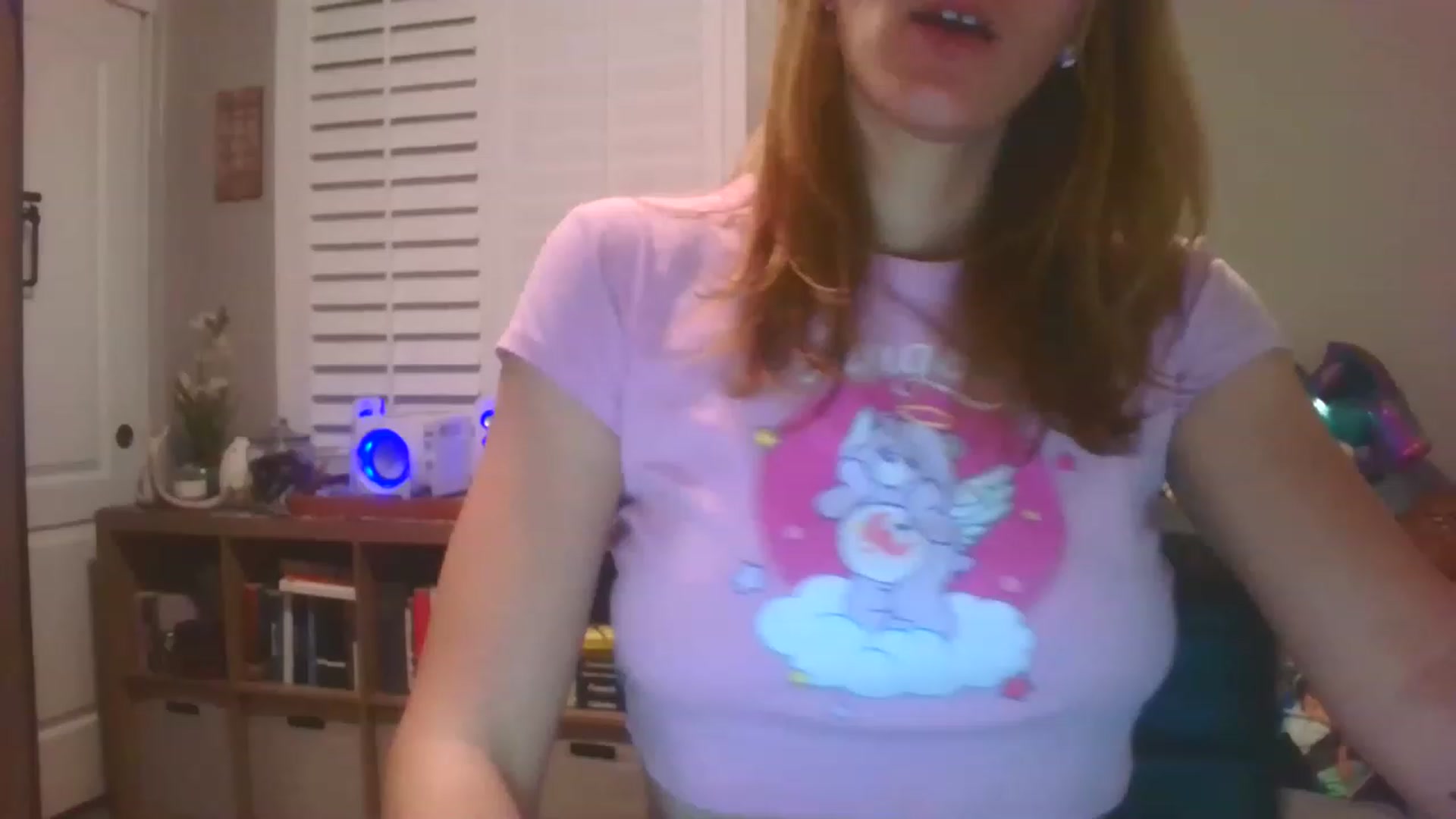 Gallery image thumbnail from HelloVenus1's myfreecams stream on, 06/04/2023, 10:25 image 2 of 20