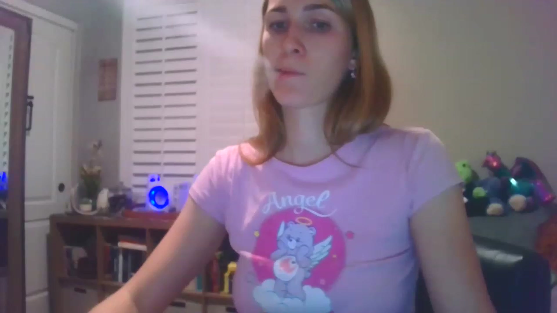 Gallery image thumbnail from HelloVenus1's myfreecams stream on, 06/04/2023, 10:25 image 9 of 20