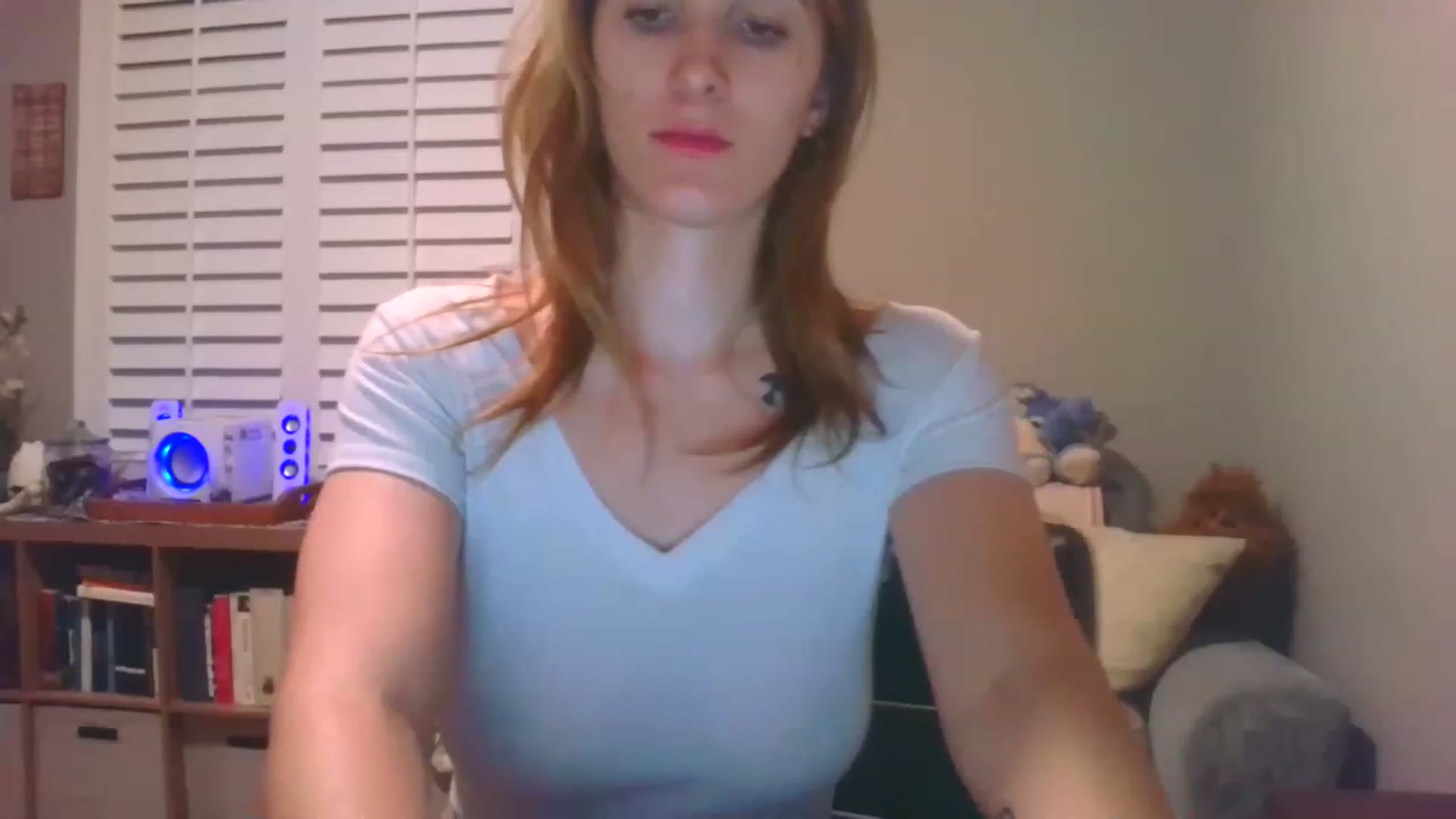 Gallery image thumbnail from HelloVenus1's myfreecams stream on, 06/18/2023, 09:47 image 16 of 20