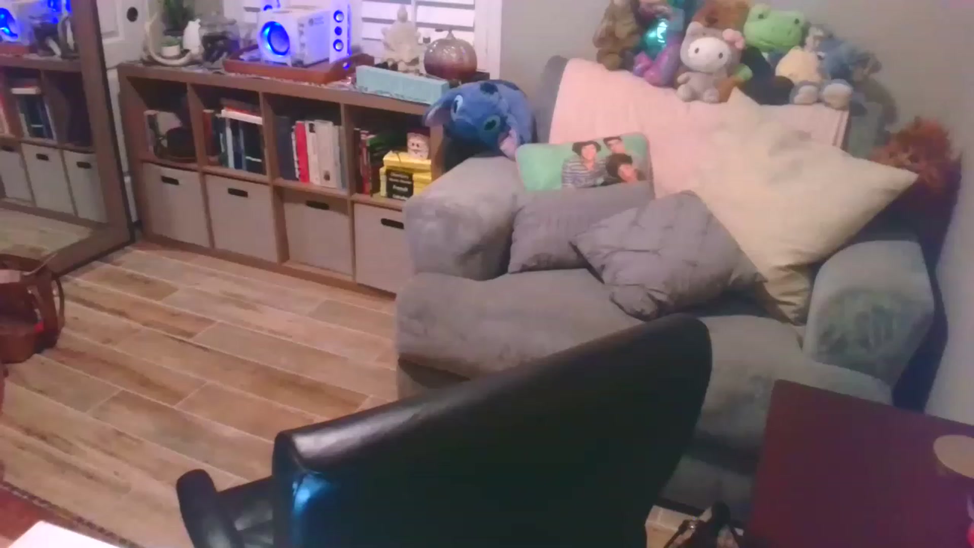 Gallery image thumbnail from HelloVenus1's myfreecams stream on, 06/18/2023, 09:47 image 2 of 20