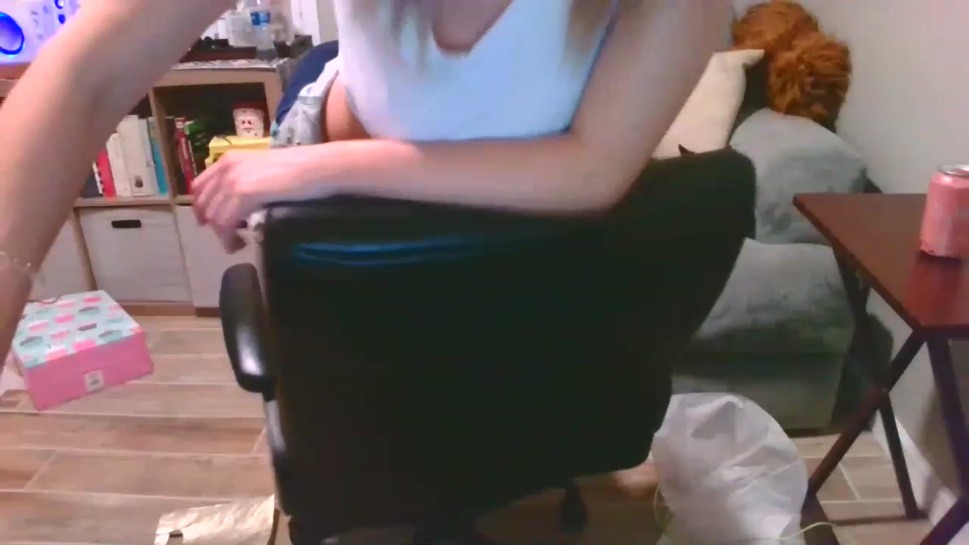 Gallery image thumbnail from HelloVenus1's myfreecams stream on, 06/26/2023, 07:48 image 5 of 20