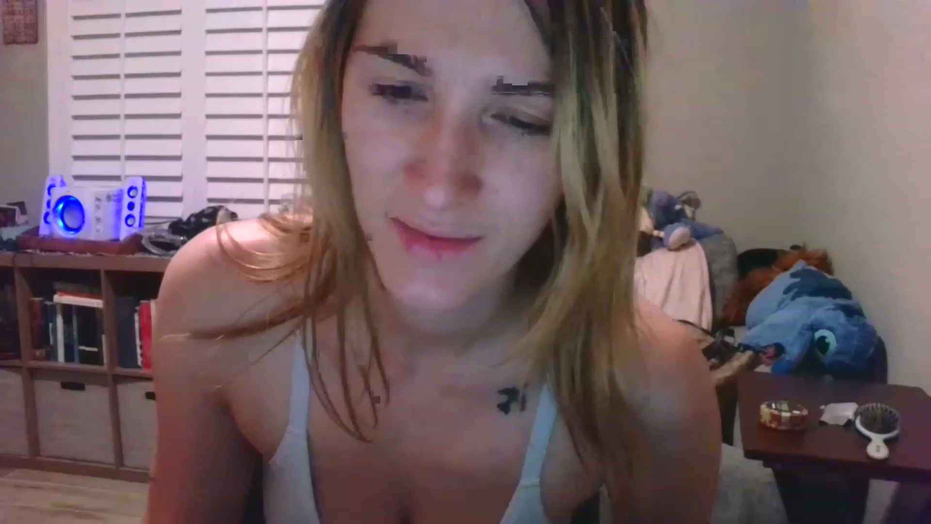 Gallery image thumbnail from HelloVenus1's myfreecams stream on, 07/15/2023, 07:48 image 18 of 20