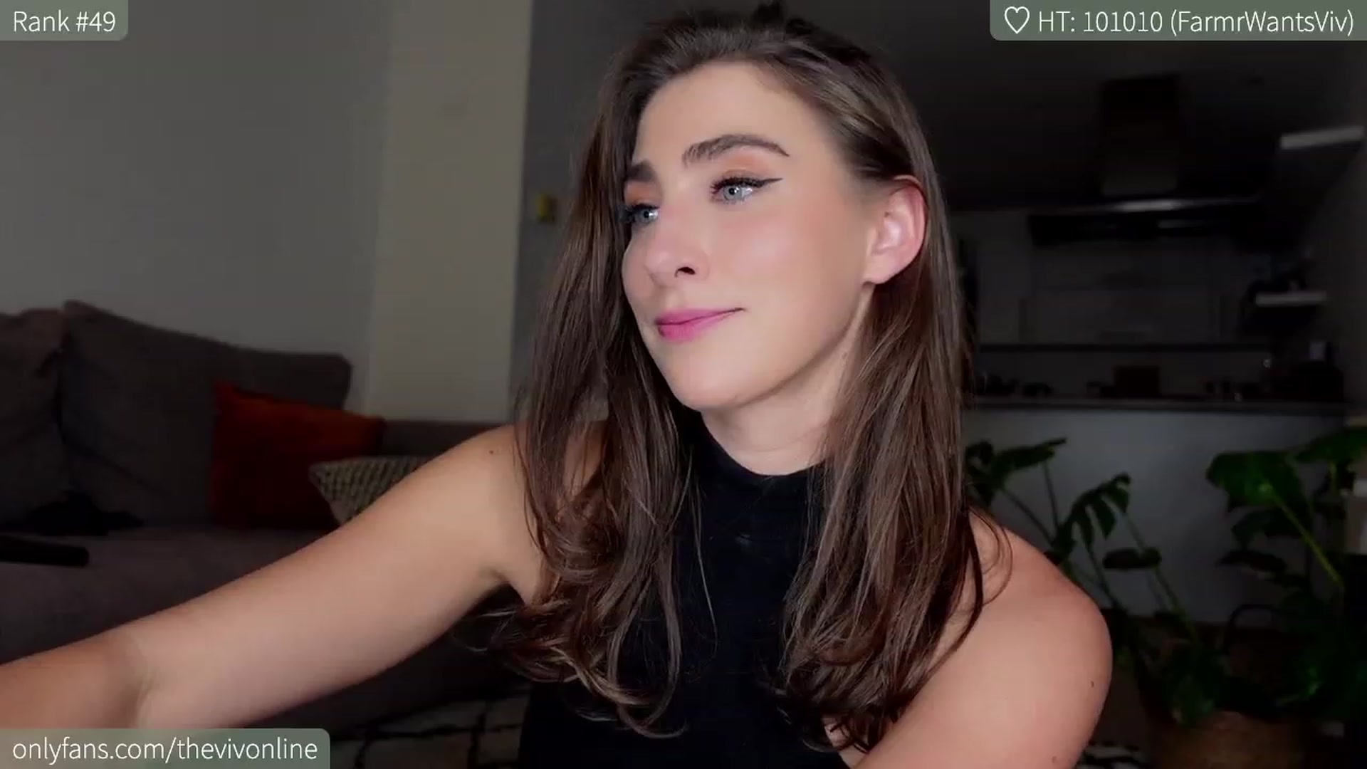 Gallery image thumbnail from HelloViv's myfreecams stream on, 01/21/2023, 17:49 image 5 of 20