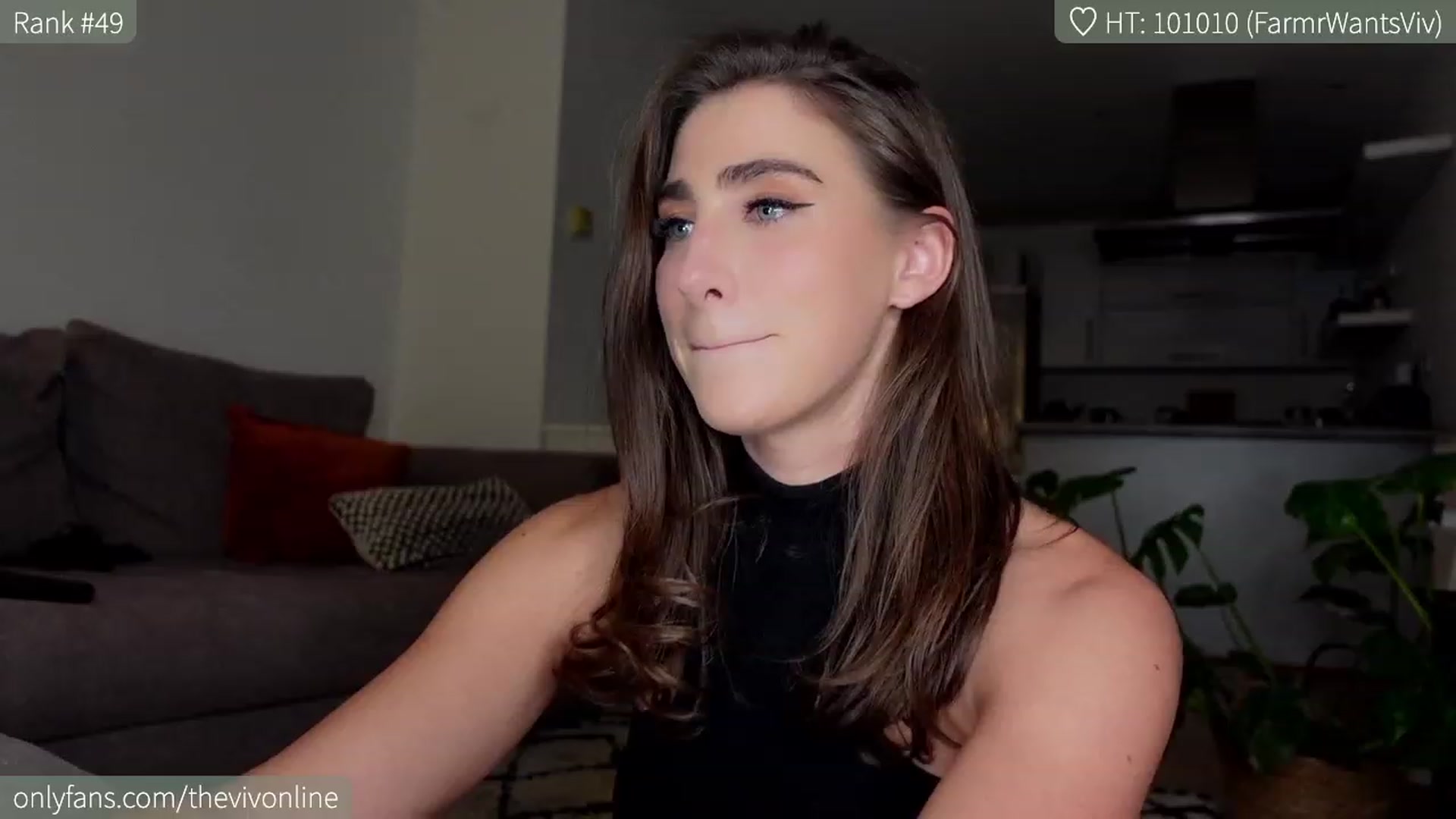 Gallery image thumbnail from HelloViv's myfreecams stream on, 01/21/2023, 17:49 image 7 of 20