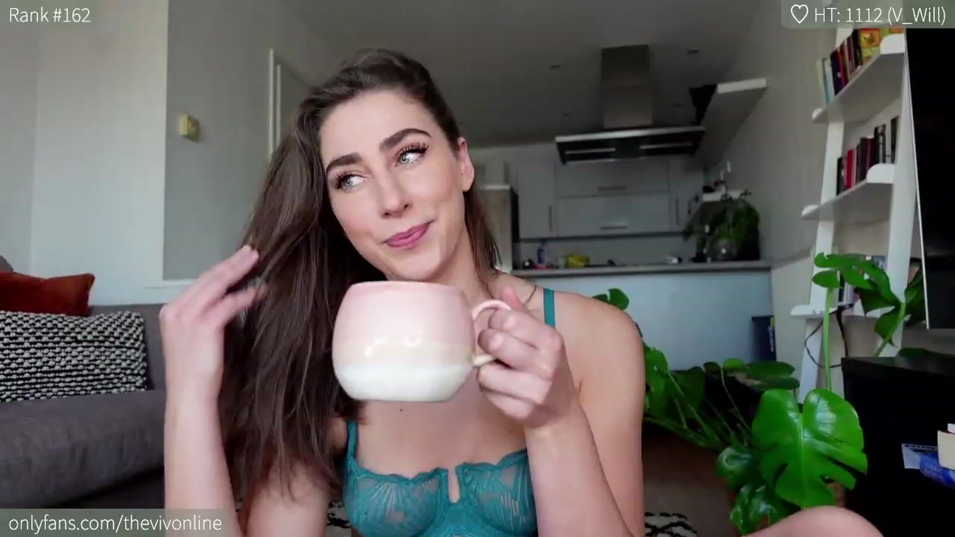 Gallery image thumbnail from HelloViv's myfreecams stream on, 02/06/2023, 15:04 image 8 of 20