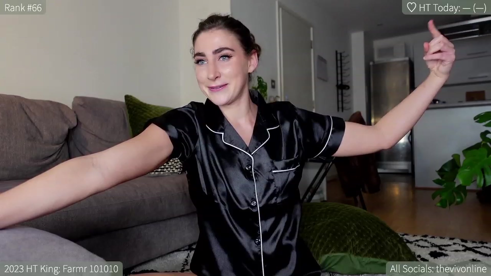 Gallery image thumbnail from HelloViv's myfreecams stream on, 02/17/2023, 18:34 image 9 of 20