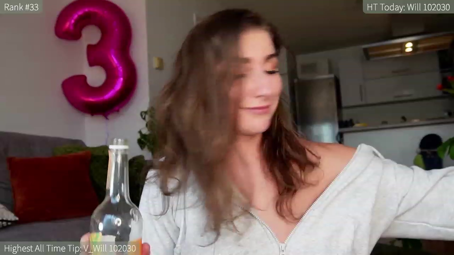 Gallery image thumbnail from HelloViv's myfreecams stream on, 04/30/2023, 18:18 image 8 of 20