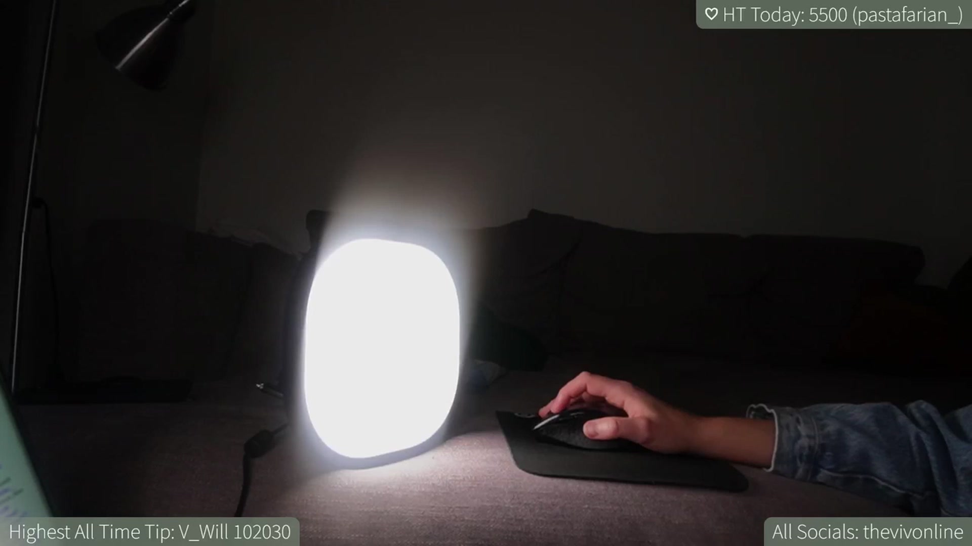 Gallery image thumbnail from HelloViv's myfreecams stream on, 05/15/2023, 20:22 image 16 of 20