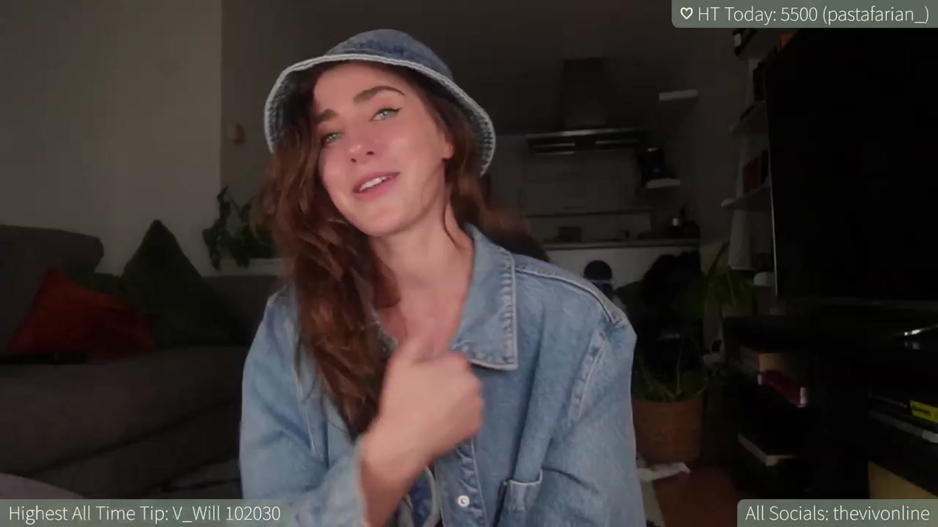 Gallery image thumbnail from HelloViv's myfreecams stream on, 05/15/2023, 20:22 image 11 of 20