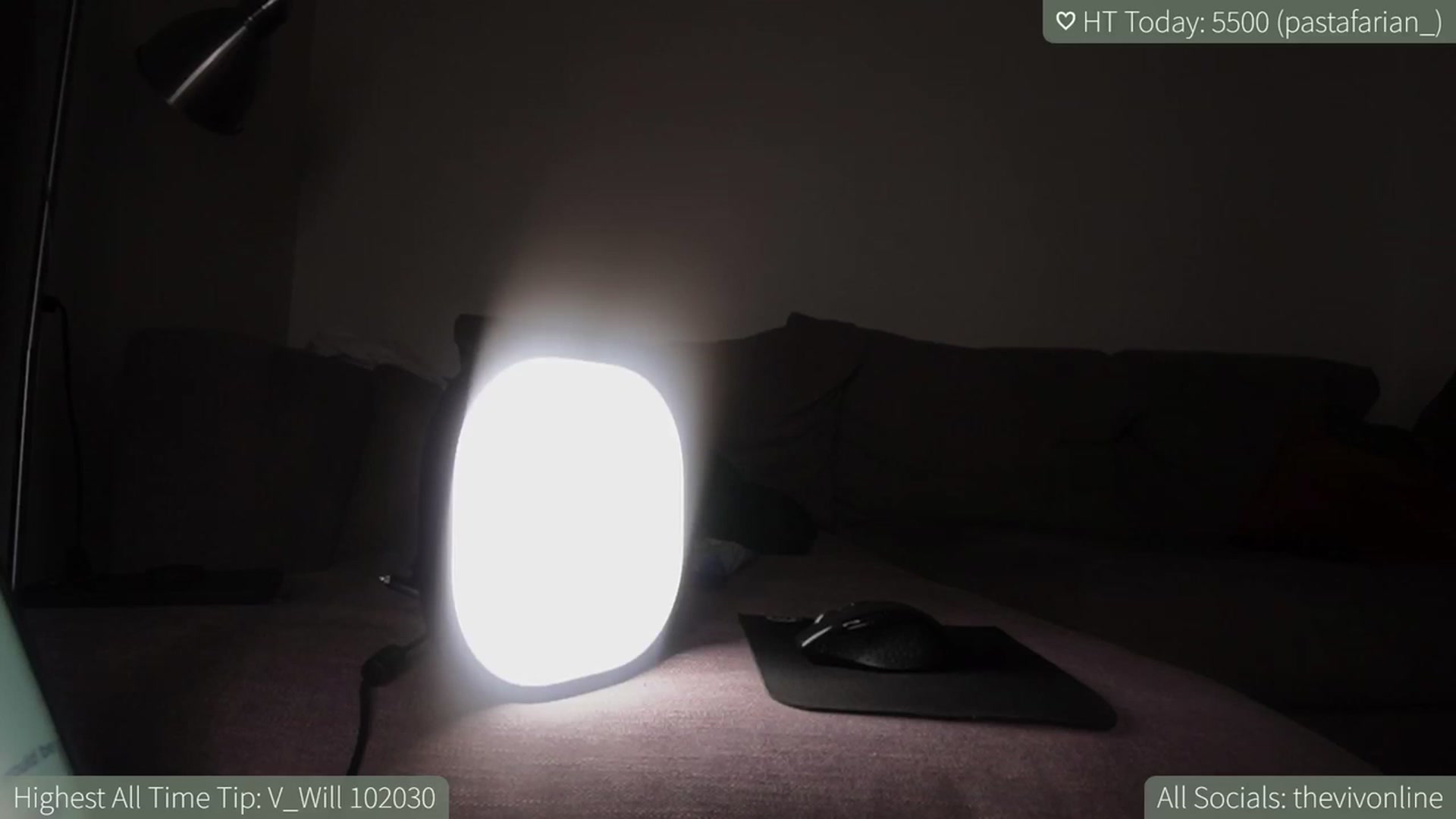 Gallery image thumbnail from HelloViv's myfreecams stream on, 05/15/2023, 20:22 image 18 of 20