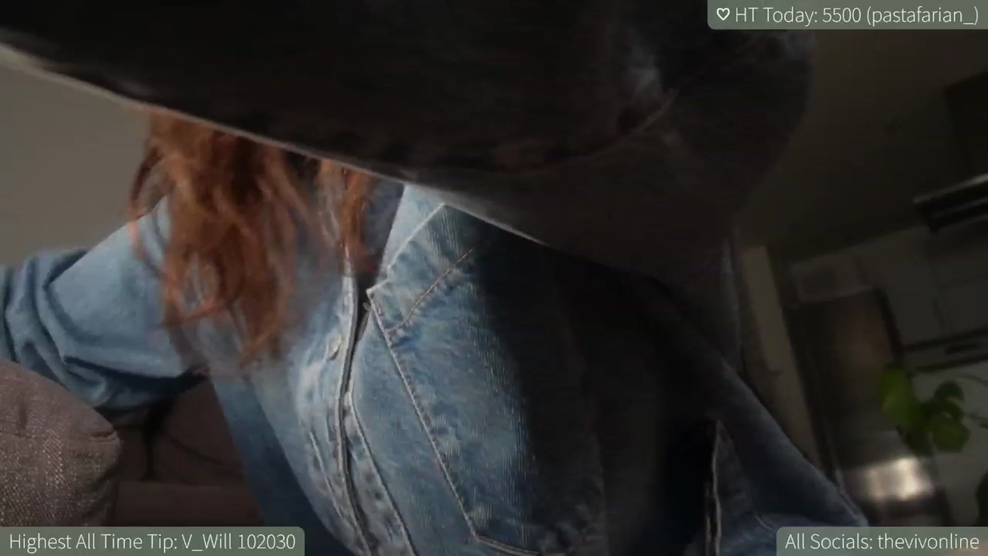 Gallery image thumbnail from HelloViv's myfreecams stream on, 05/15/2023, 20:22 image 13 of 20