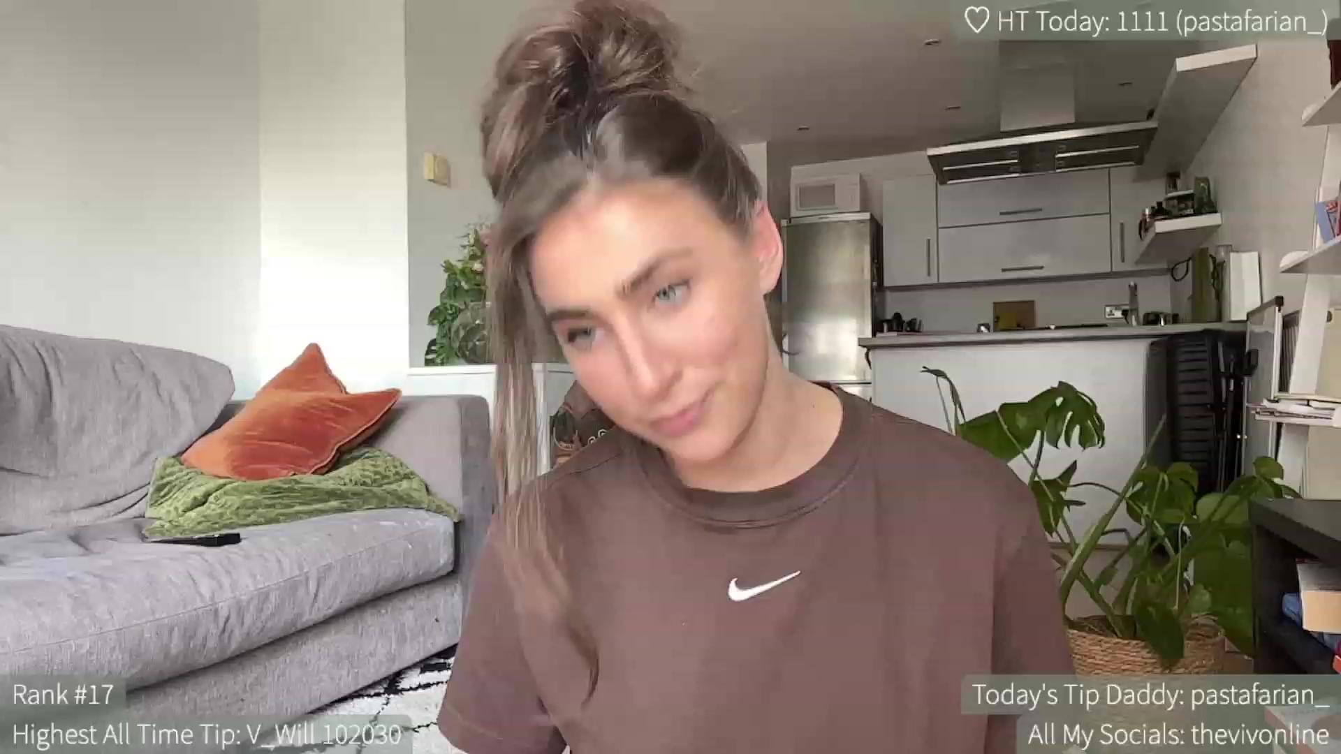 Gallery image thumbnail from HelloViv's myfreecams stream on, 06/07/2023, 14:58 image 14 of 20
