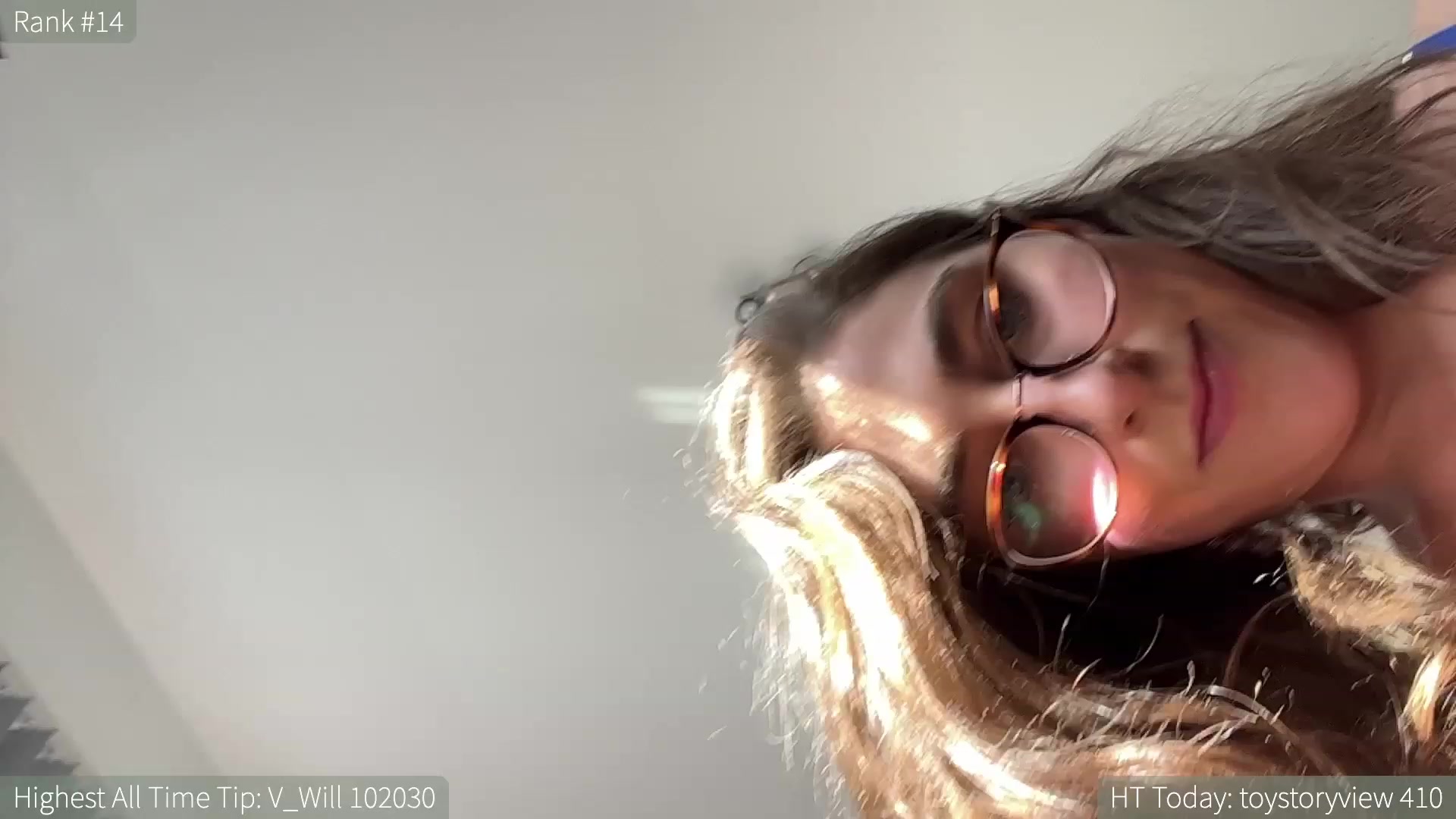 Gallery image thumbnail from HelloViv's myfreecams stream on, 06/09/2023, 17:20 image 14 of 20