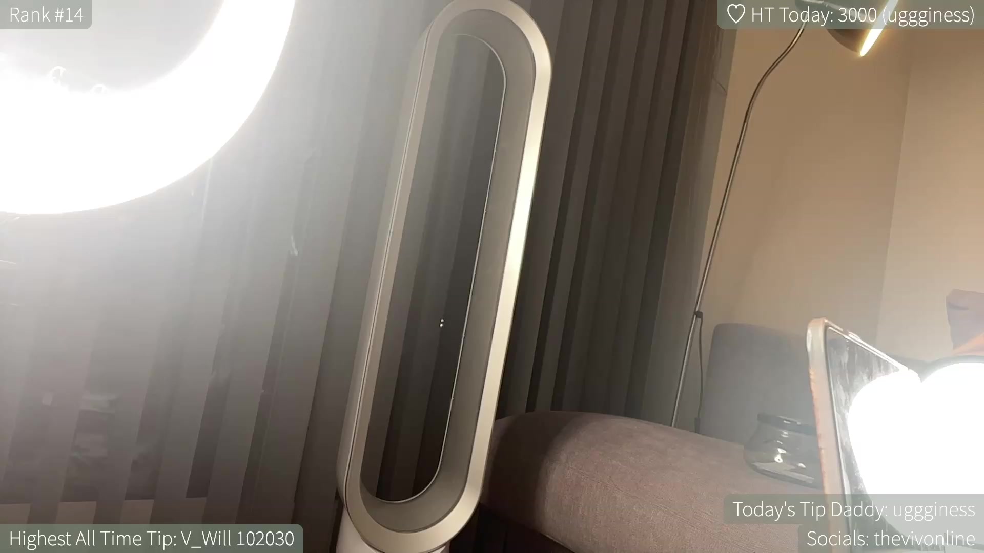 Gallery image thumbnail from HelloViv's myfreecams stream on, 06/11/2023, 22:50 image 16 of 20