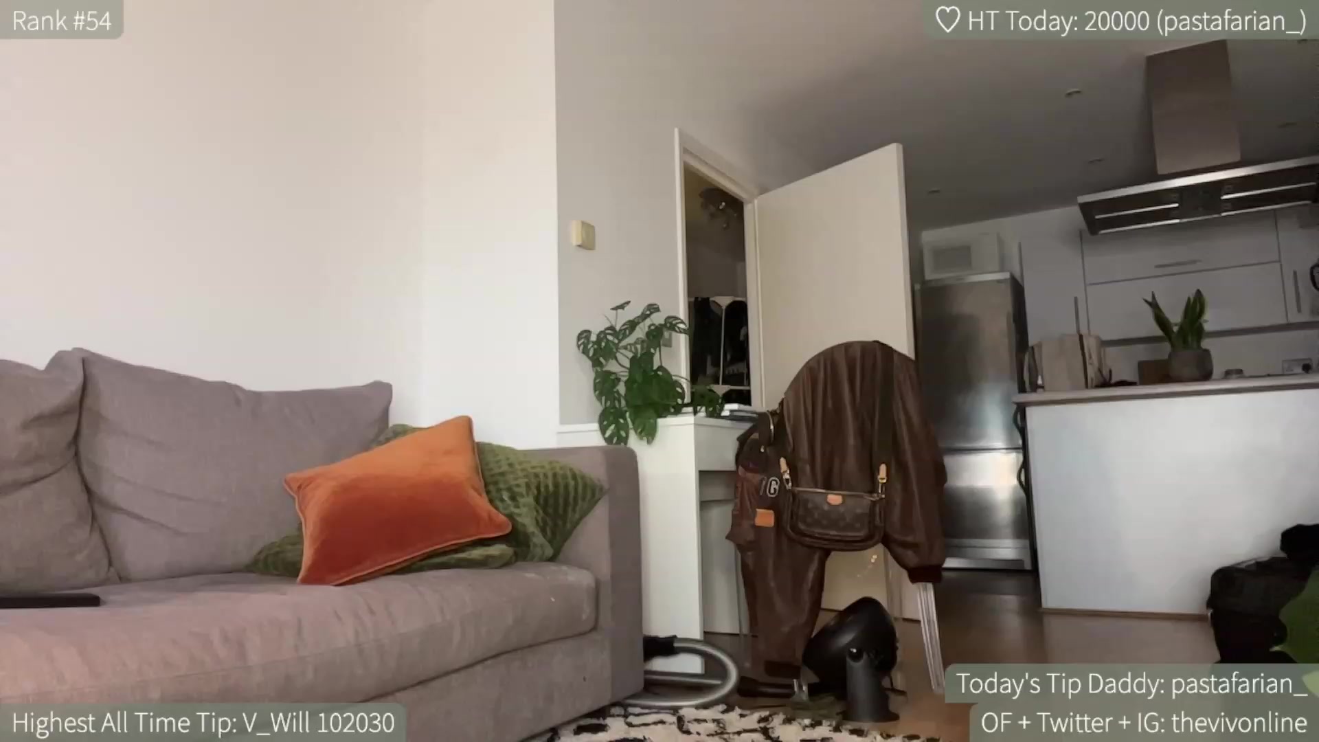 Gallery image thumbnail from HelloViv's myfreecams stream on, 06/30/2023, 20:47 image 6 of 20