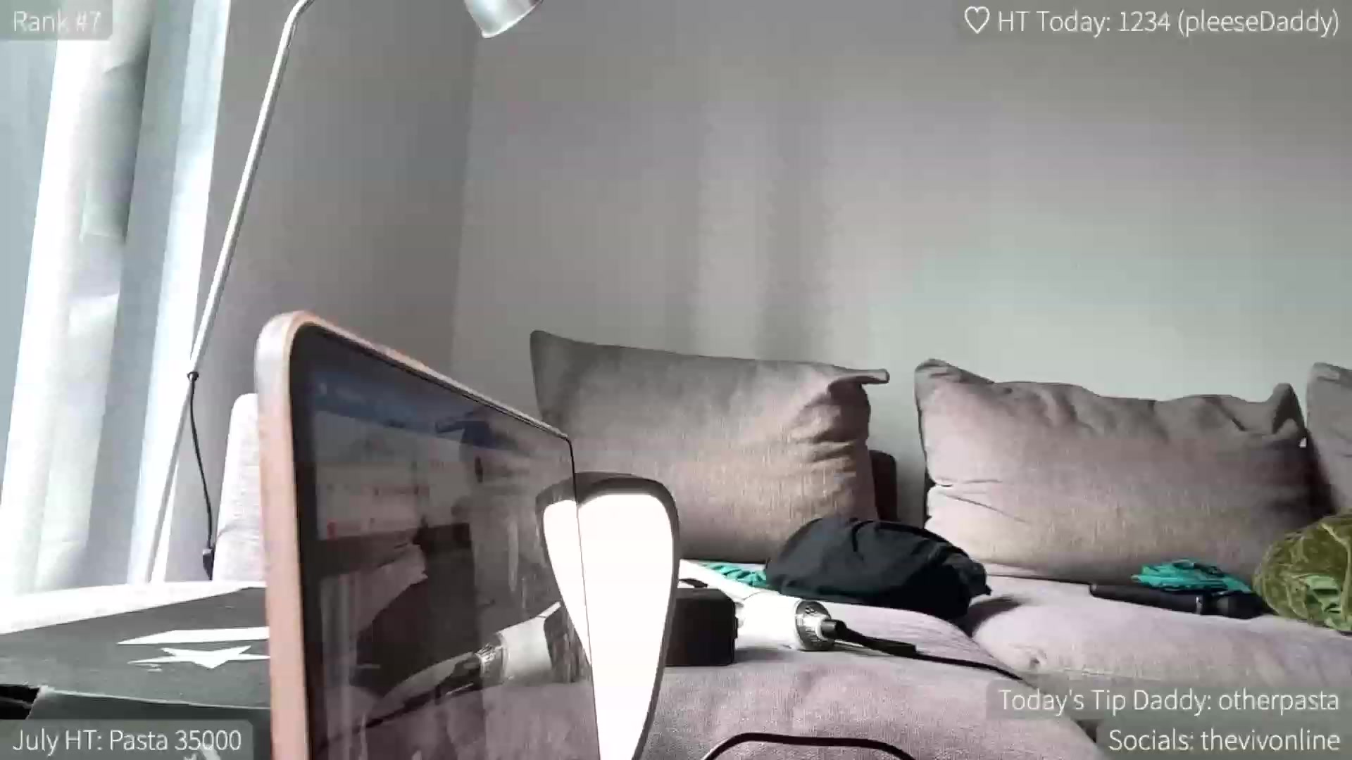Gallery image thumbnail from HelloViv's myfreecams stream on, 07/05/2023, 17:31 image 7 of 20