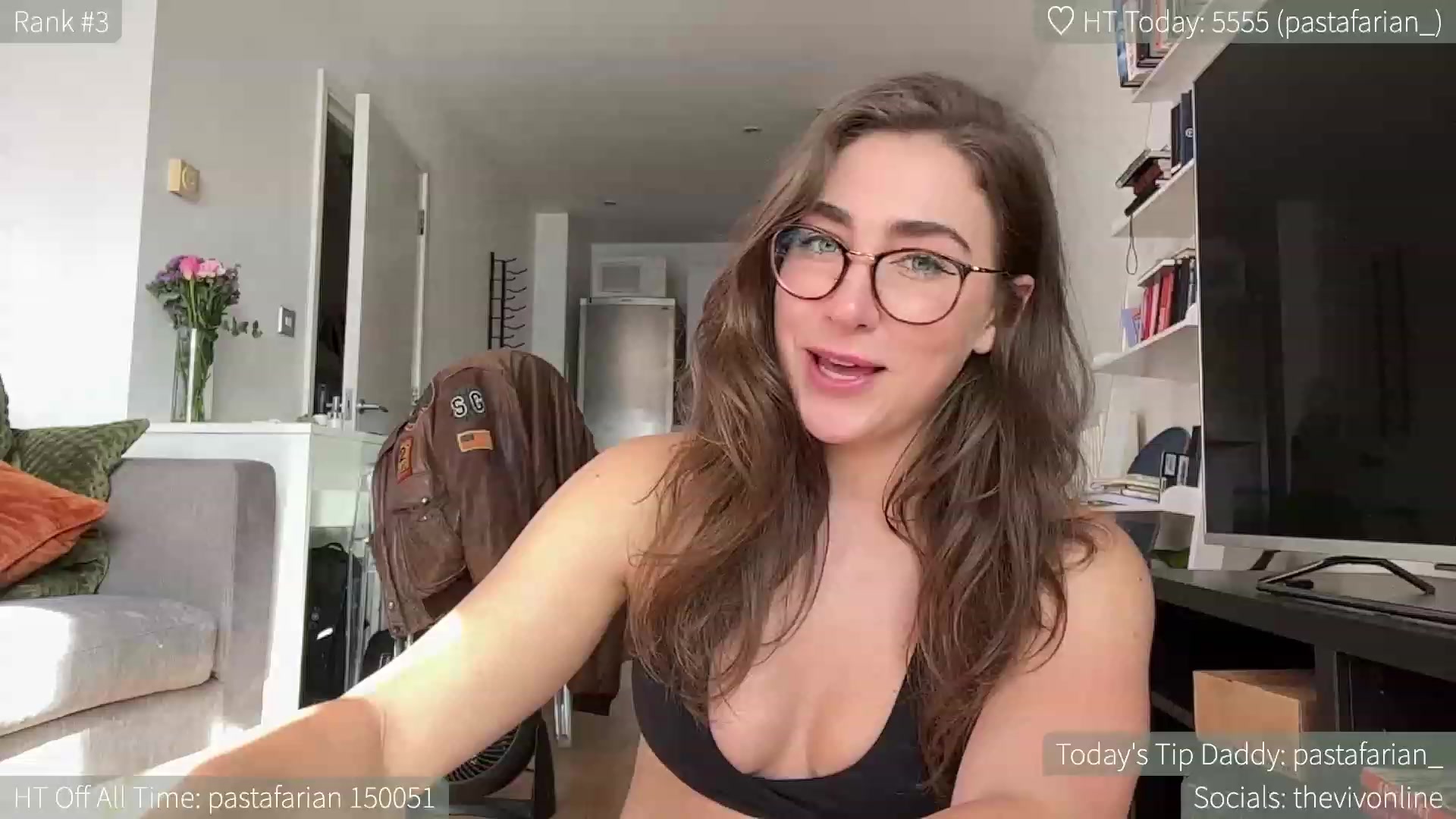 Gallery image thumbnail from HelloViv's myfreecams stream on, 07/17/2023, 18:06 image 9 of 20