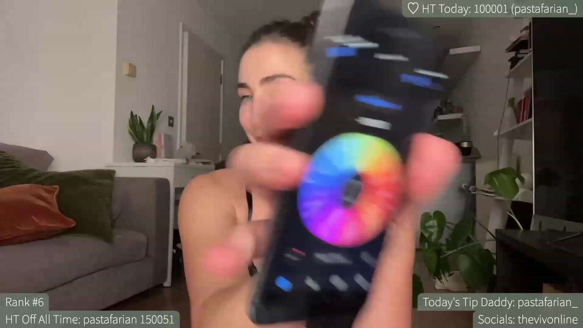 Gallery image thumbnail from HelloViv's myfreecams stream on, 07/31/2023, 20:50 image 18 of 20