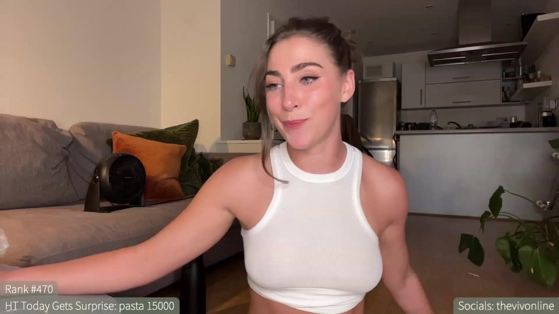 Gallery image thumbnail from HelloViv's myfreecams stream on, 08/24/2023, 20:15 image 8 of 20
