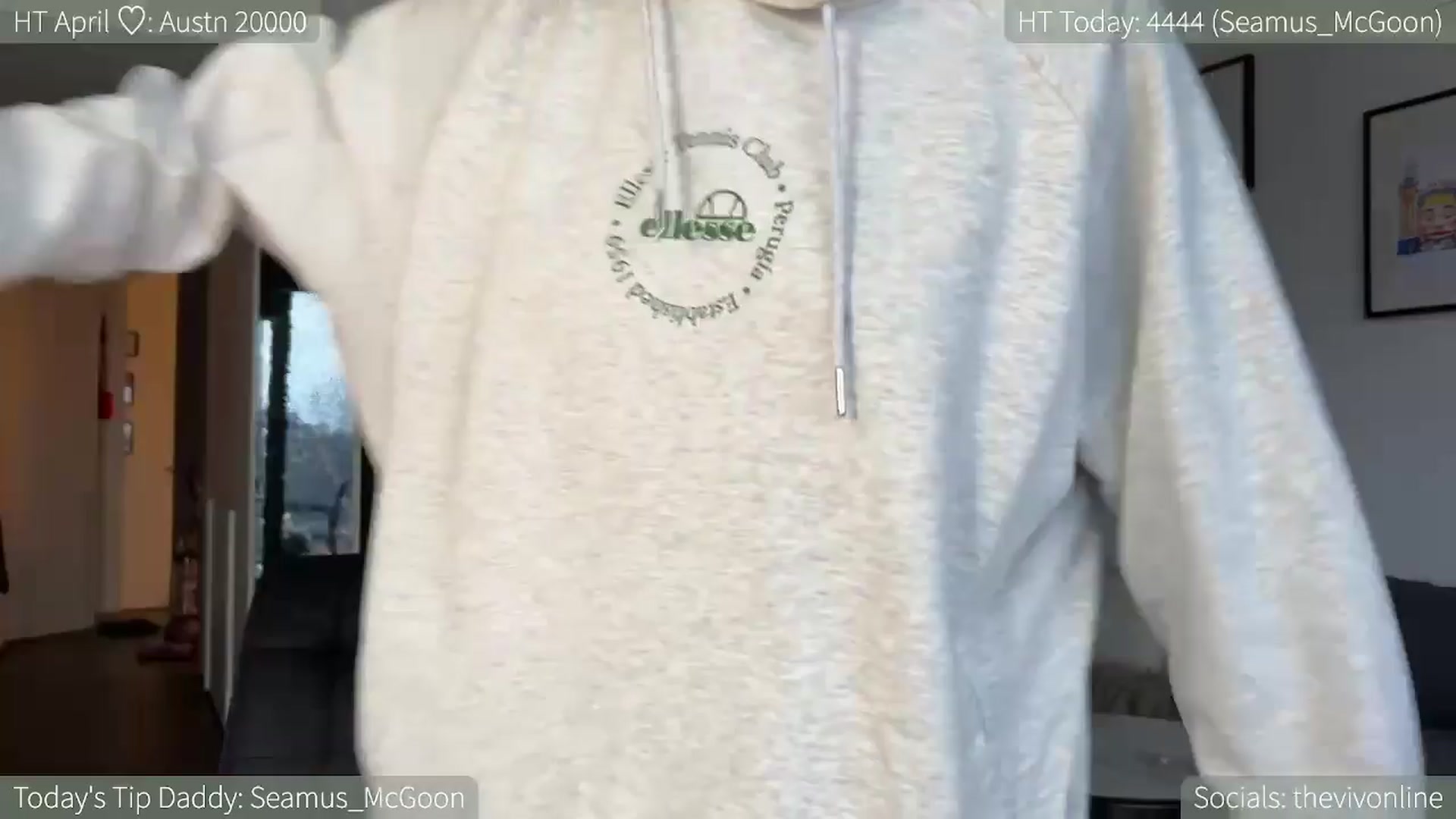 Gallery image thumbnail from HelloViv's myfreecams stream on, 04/12/2024, 08:01 image 10 of 20