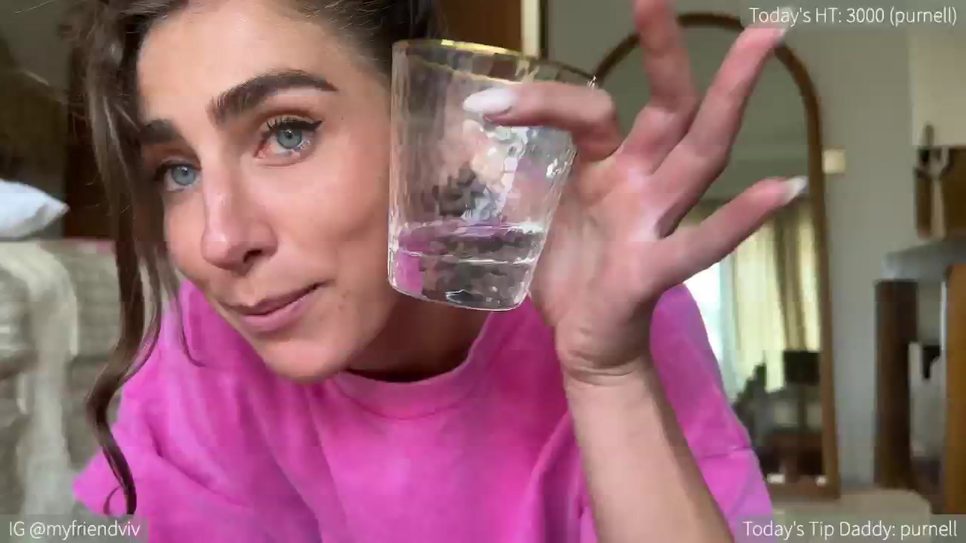 Gallery image thumbnail from HelloViv's myfreecams stream on, 08/16/2024, 09:52 image 16 of 20