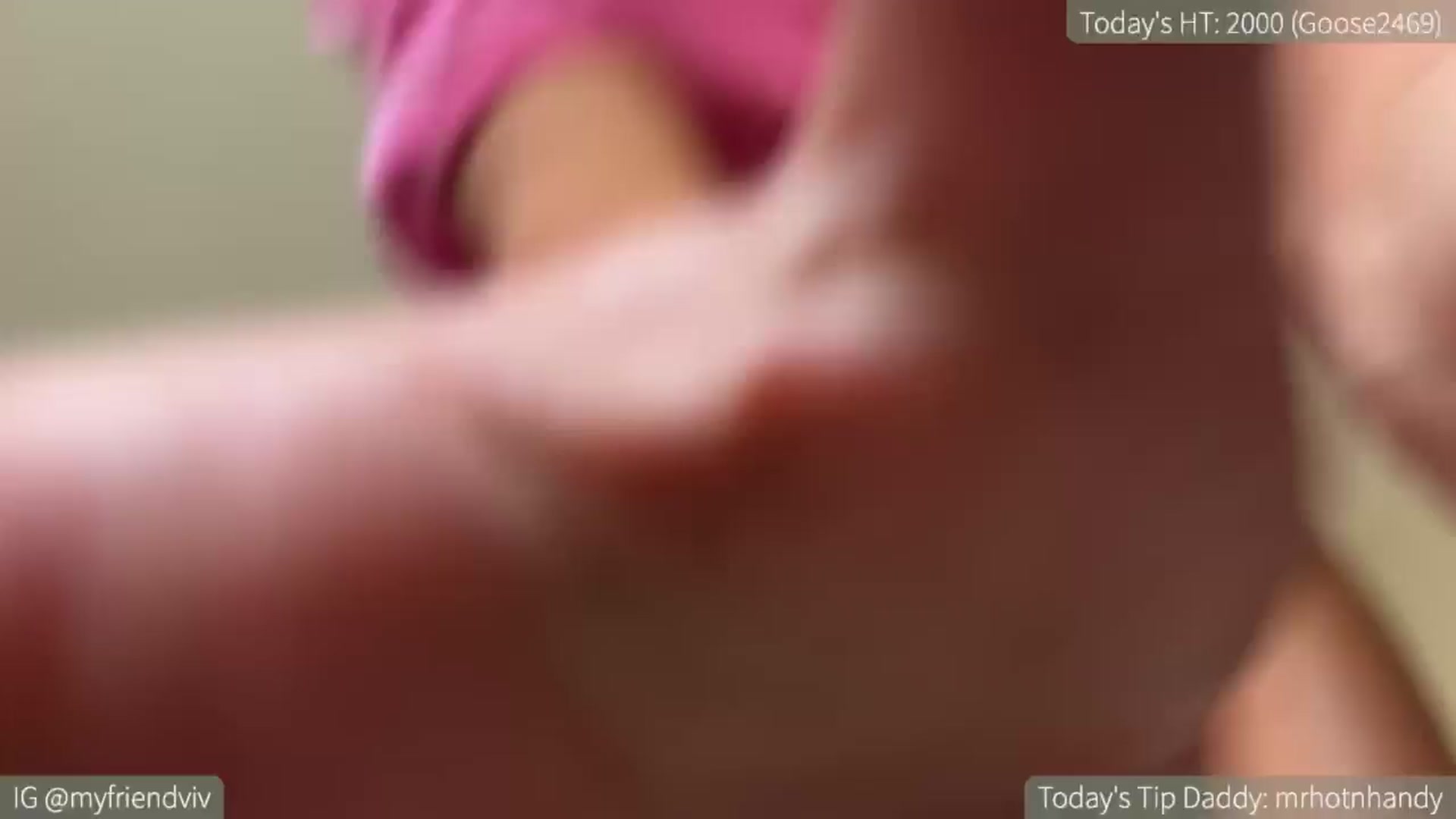 Gallery image thumbnail from HelloViv's myfreecams stream on, 09/22/2024, 07:30 image 17 of 20