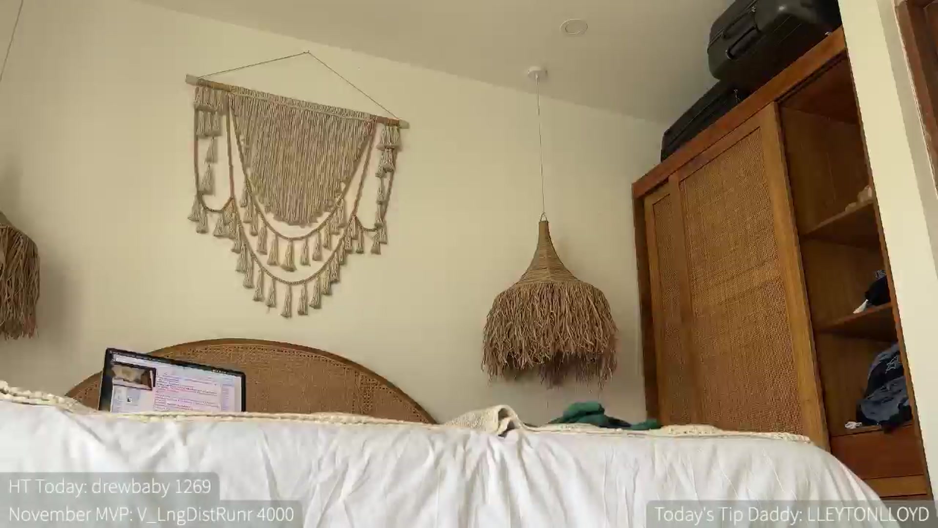 Gallery image thumbnail from HelloViv's myfreecams stream on, 11/09/2024, 04:04 image 6 of 20