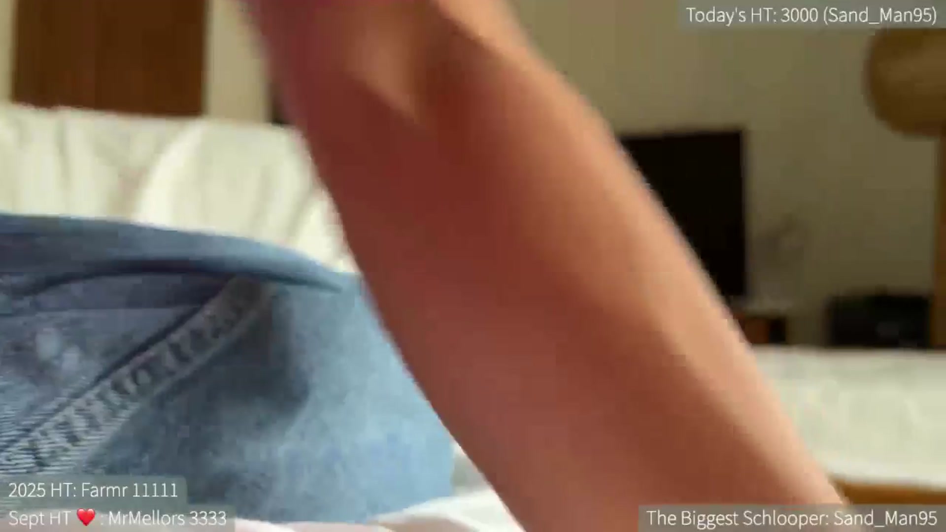 Gallery image thumbnail from HelloViv's myfreecams stream on, 10/11/2025, 07:51 image 14 of 20