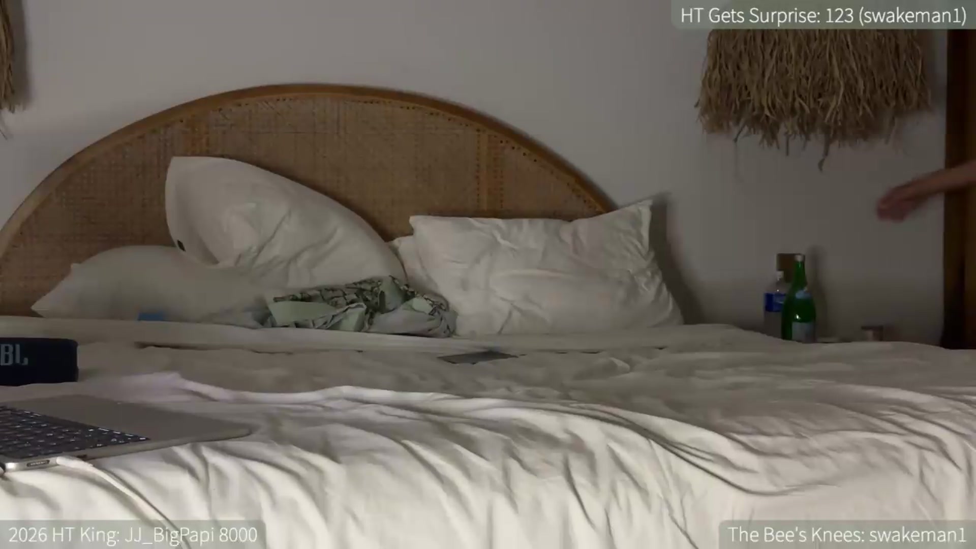 Gallery image thumbnail from HelloViv's myfreecams stream on, 05/18/2026, 12:43 image 13 of 20