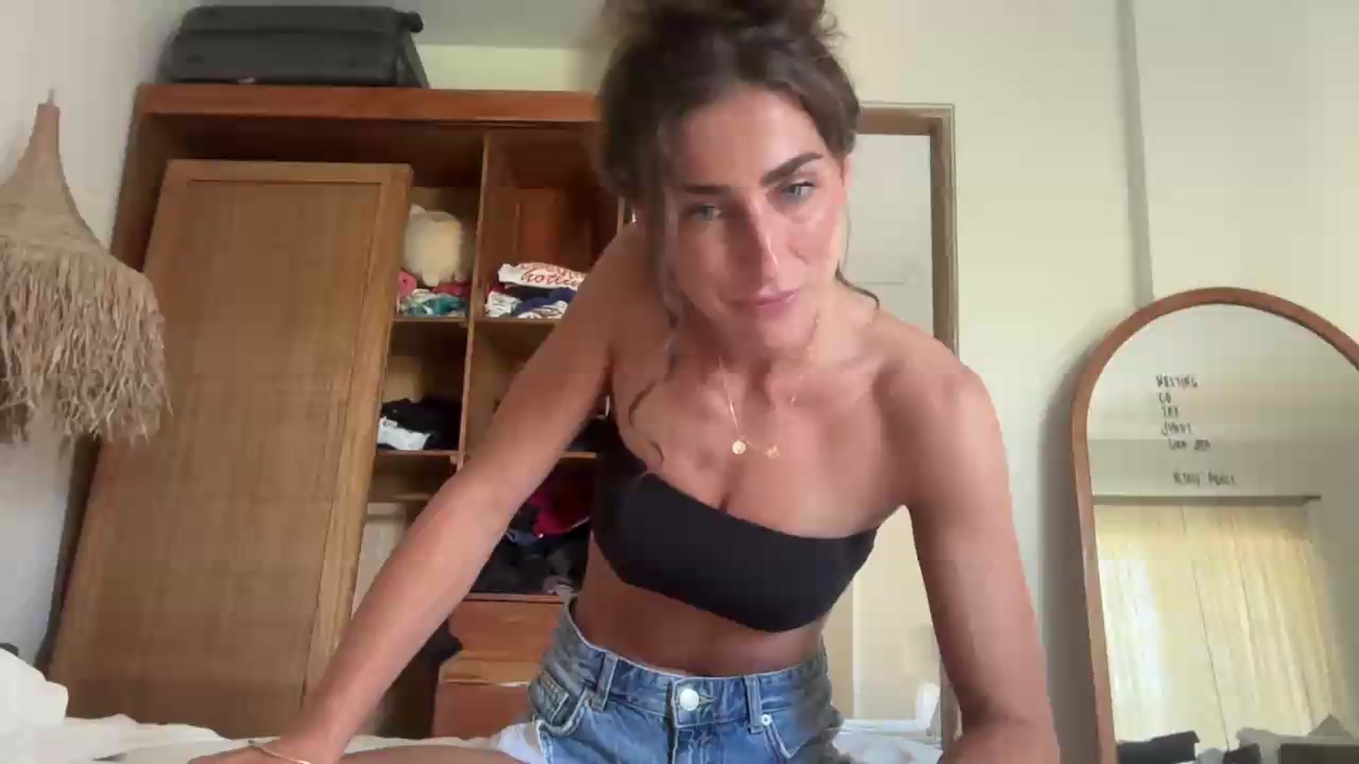 Gallery image thumbnail from HelloViv's myfreecams stream on, 06/23/2026, 08:34 image 1 of 20