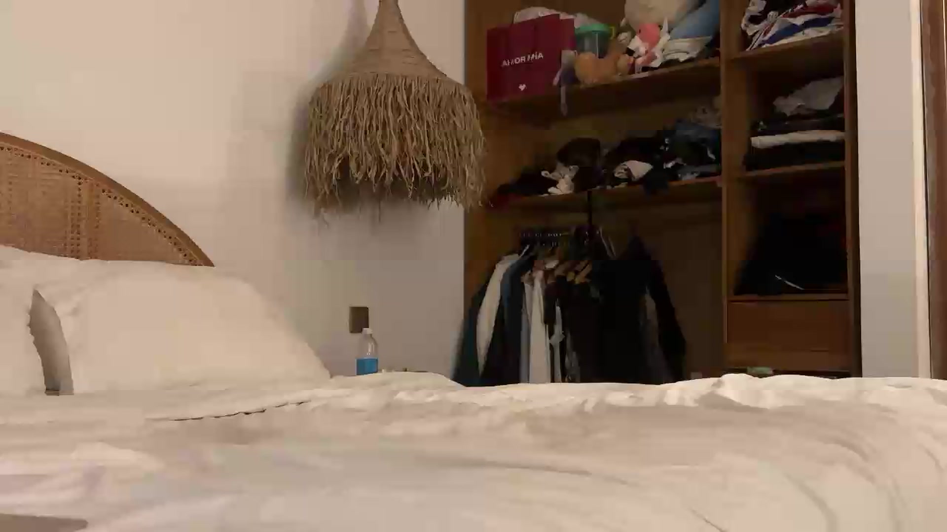 Gallery image thumbnail from HelloViv's myfreecams stream on, 07/15/2026, 12:33 image 5 of 20