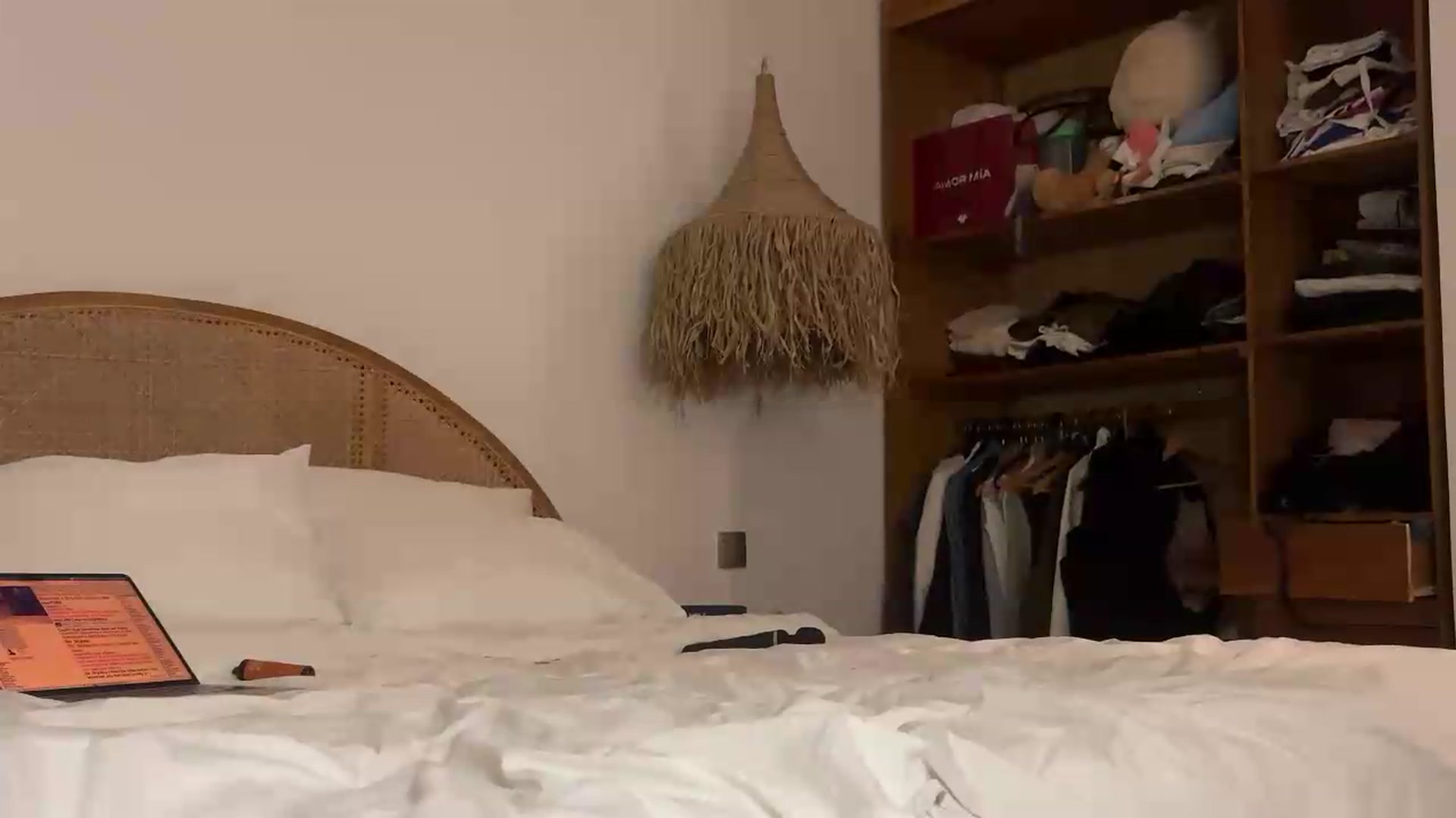 Gallery image thumbnail from HelloViv's myfreecams stream on, 07/16/2026, 17:32 image 10 of 20