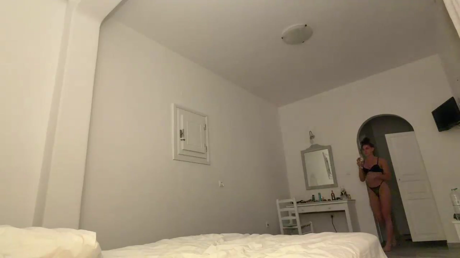 Gallery image thumbnail from HelloViv's myfreecams stream on, 07/26/2026, 21:03 image 10 of 20
