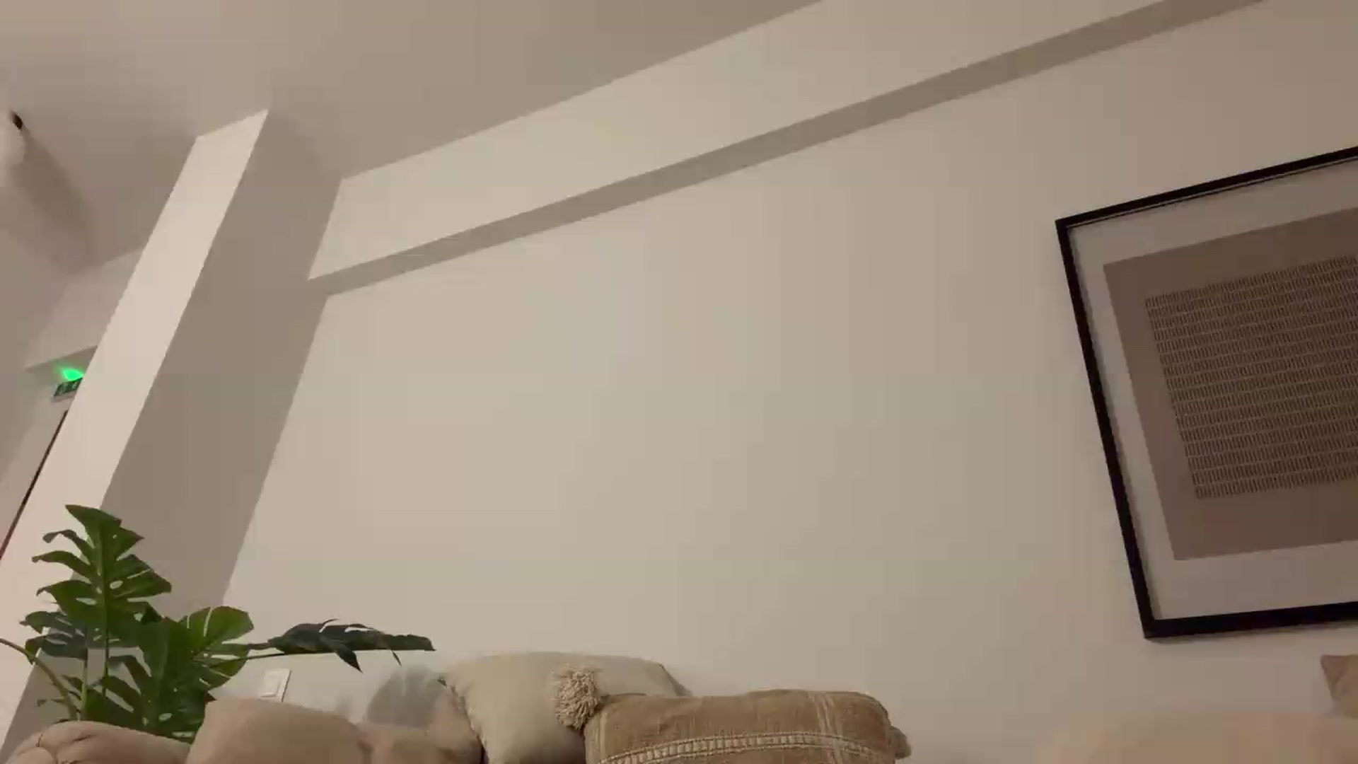 Gallery image thumbnail from HelloViv's myfreecams stream on, 07/28/2026, 20:34 image 15 of 20