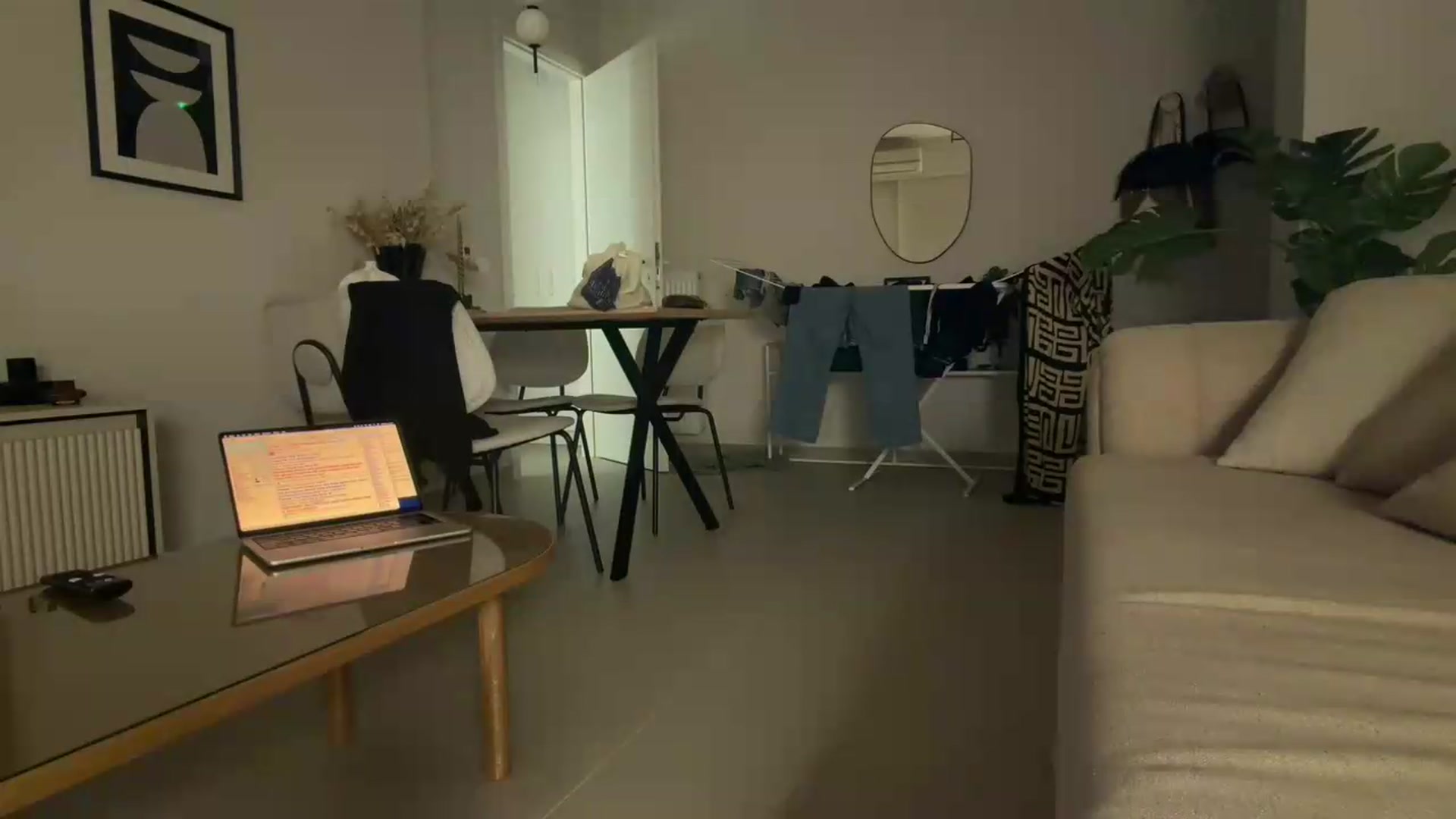 Gallery image thumbnail from HelloViv's myfreecams stream on, 07/29/2026, 19:48 image 19 of 20