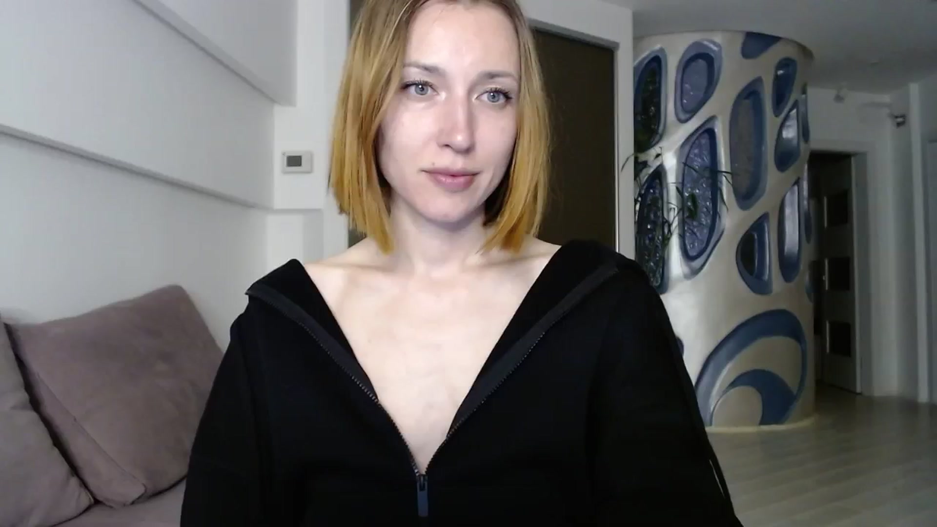 Gallery image thumbnail from Hello_Kate's myfreecams stream on, 03/18/2024, 19:31 image 20 of 20