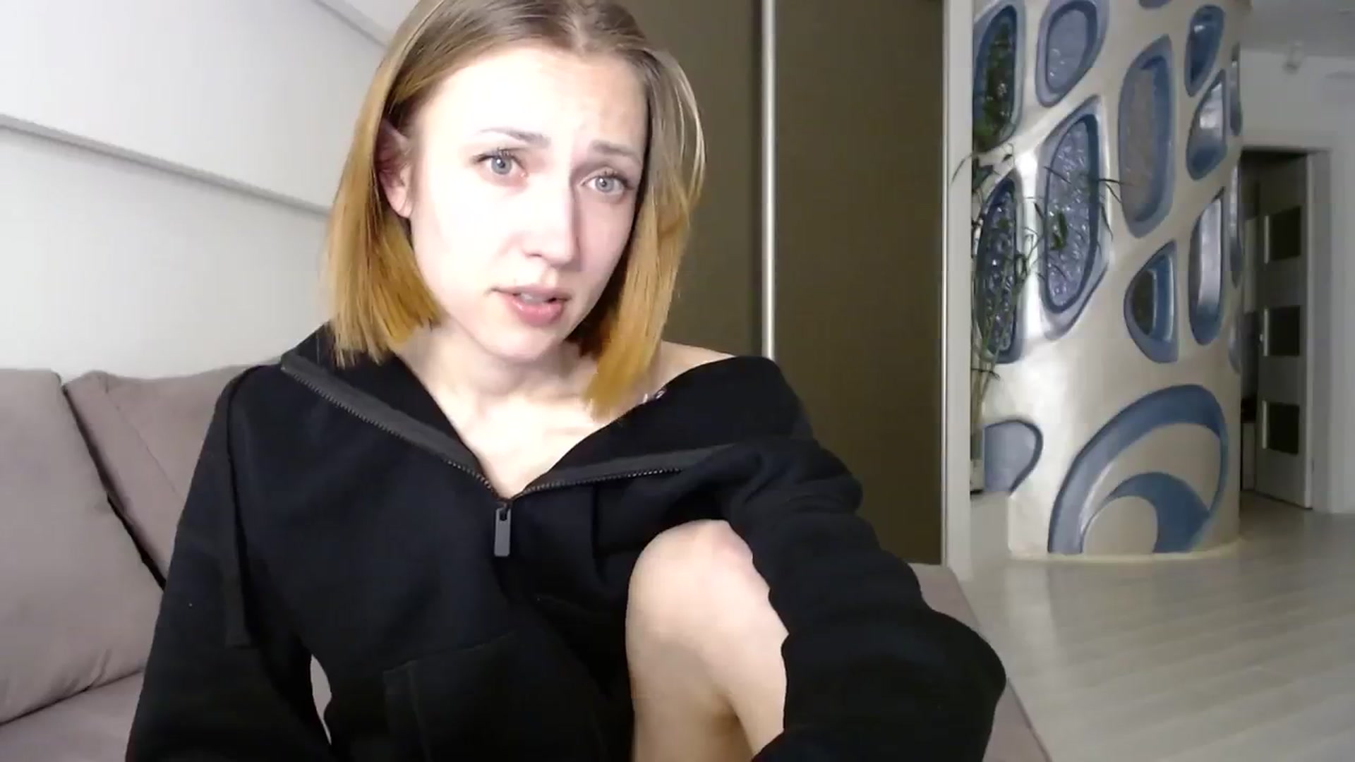 Gallery image thumbnail from Hello_Kate's myfreecams stream on, 03/18/2024, 19:31 image 4 of 20