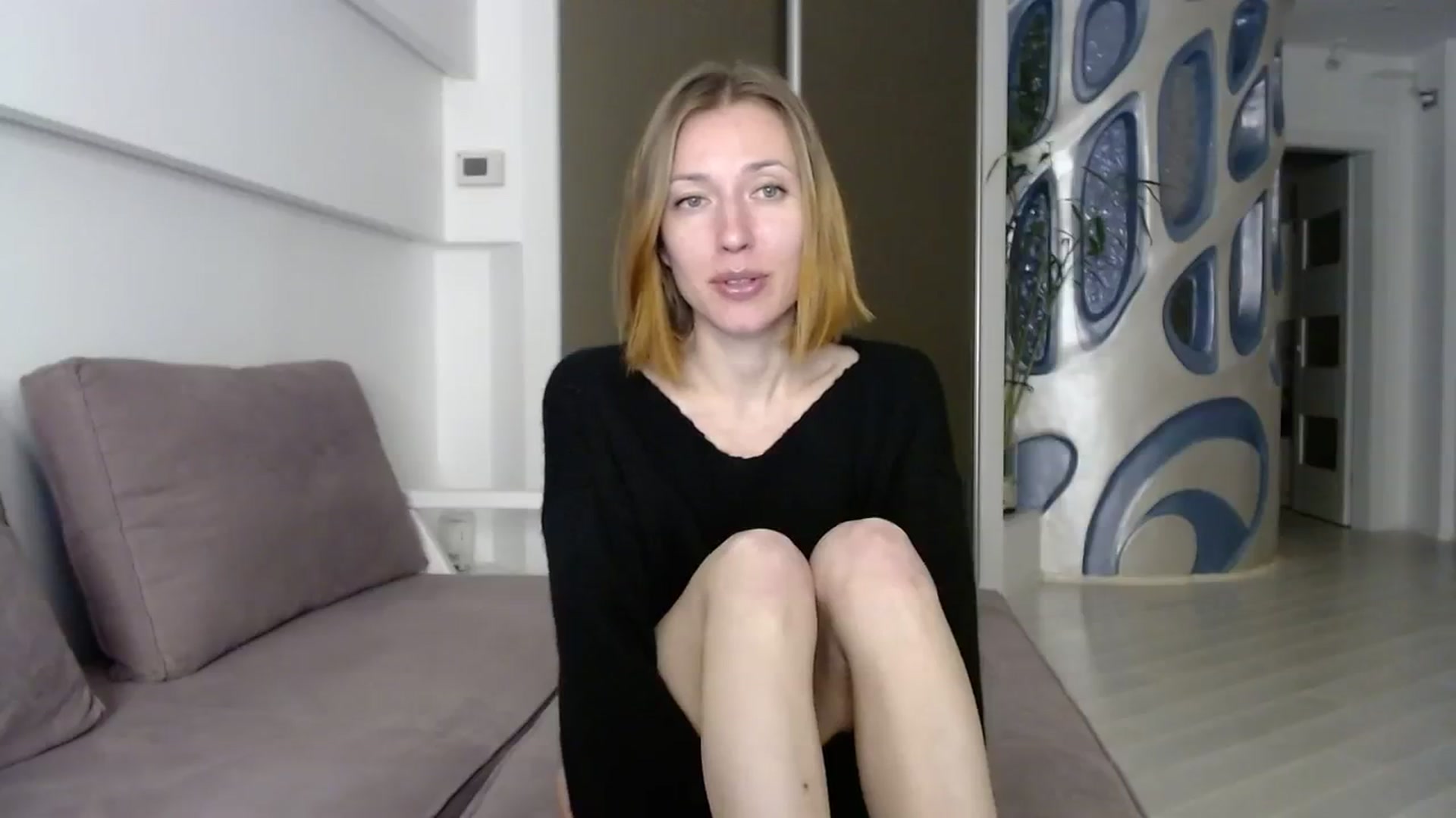 Gallery image thumbnail from Hello_Kate's myfreecams stream on, 03/19/2024, 18:32 image 19 of 20