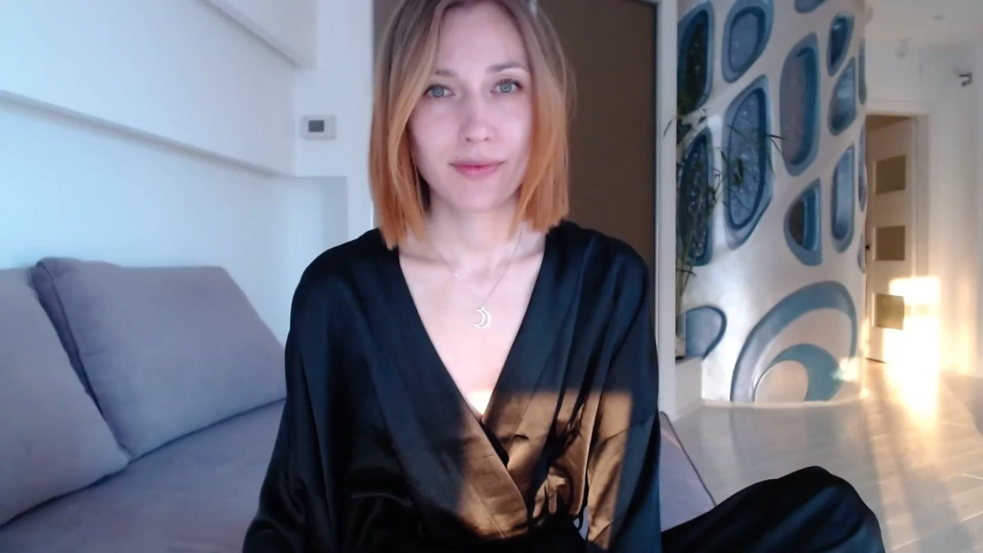 Gallery image thumbnail from Hello_Kate's myfreecams stream on, 03/21/2024, 16:48 image 11 of 20
