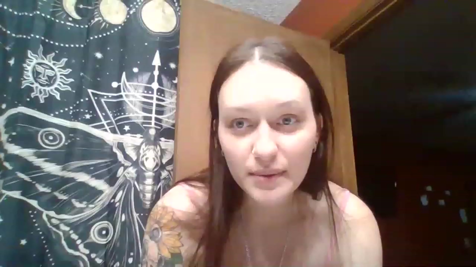 Gallery image thumbnail from HellzVixxxen's myfreecams stream on, 11/16/2022, 12:42 image 10 of 20