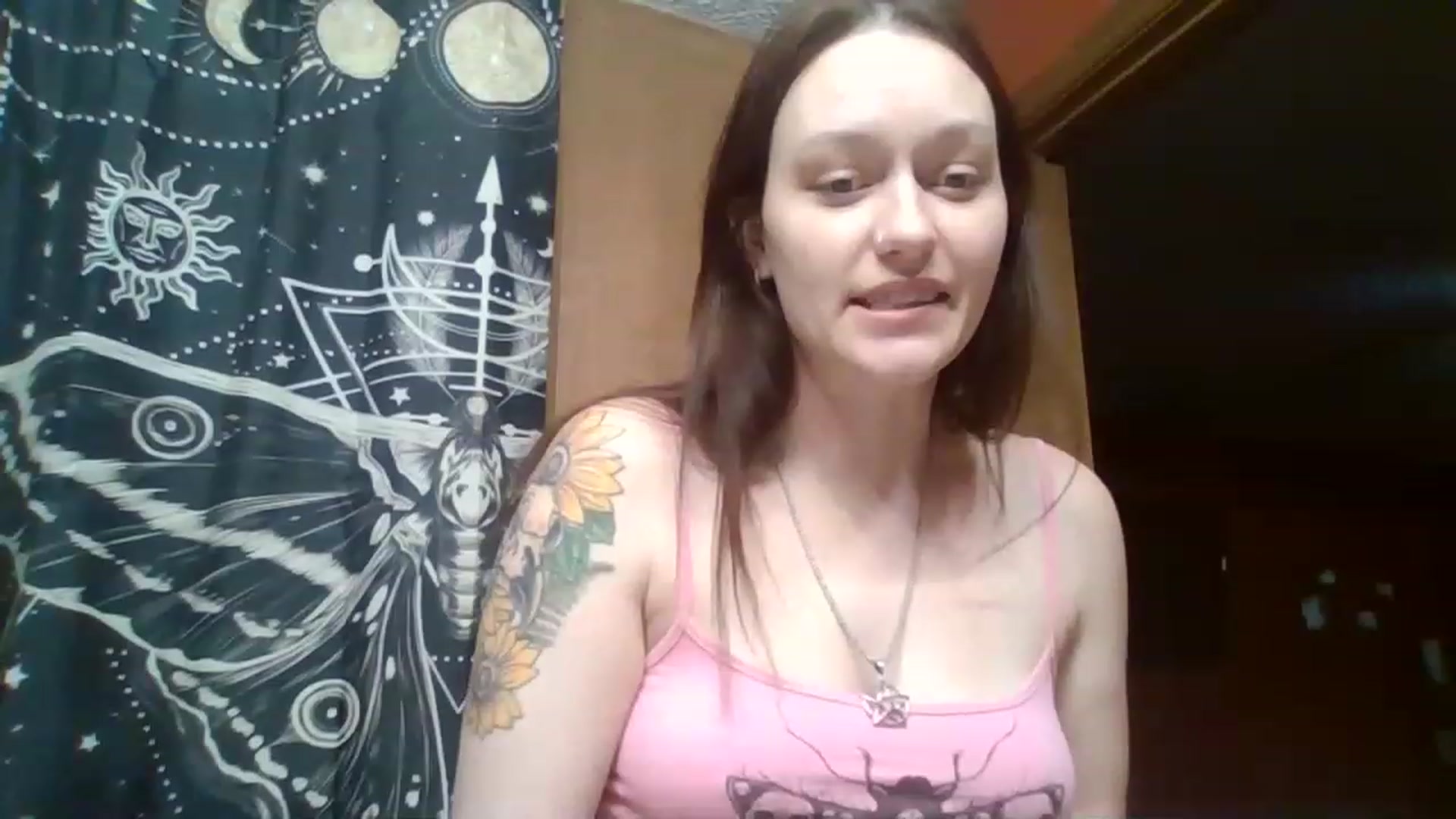 Gallery image thumbnail from HellzVixxxen's myfreecams stream on, 11/16/2022, 12:42 image 13 of 20